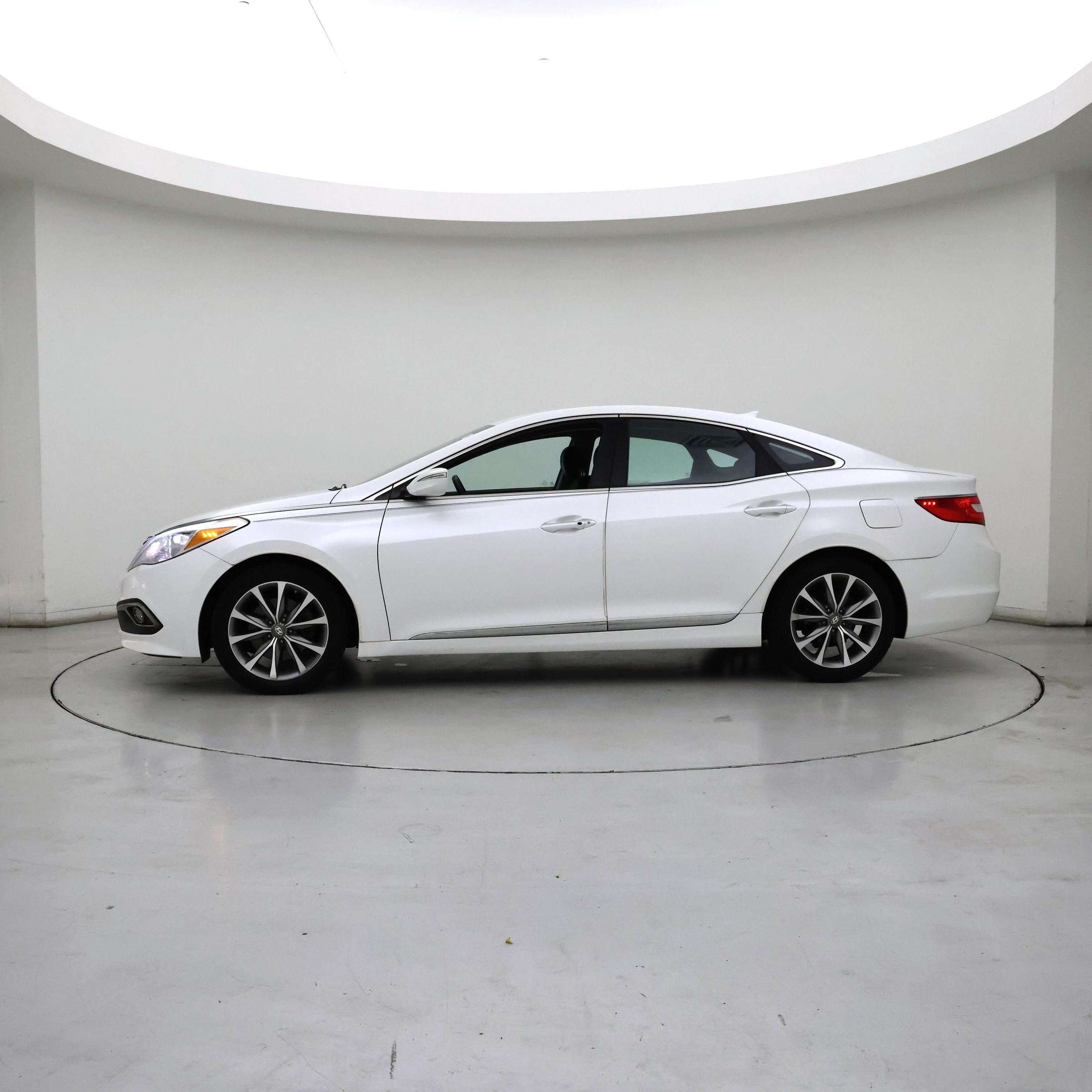 Thumbnail: 2016 Hyundai Azera - 3