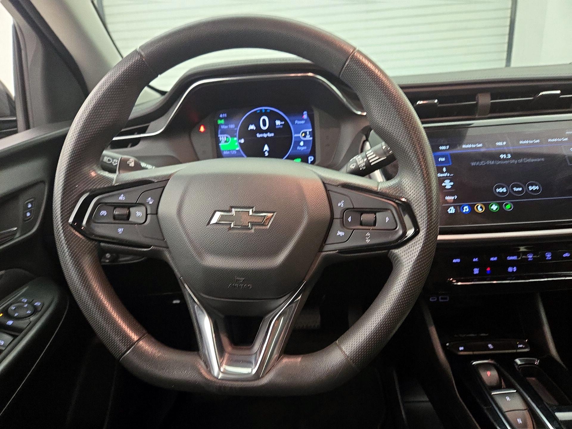 Thumbnail: 2023 Chevrolet Bolt EUV - 10
