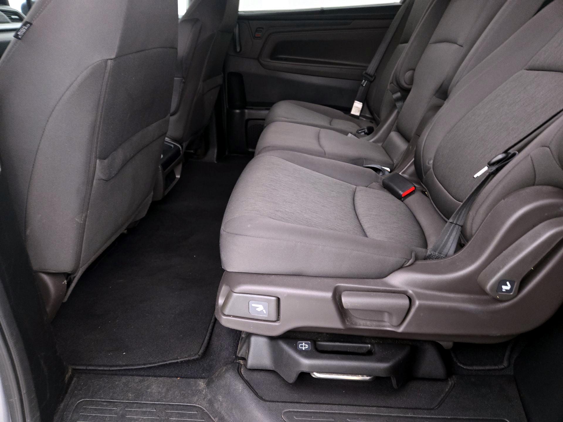 Thumbnail: 2019 Honda Odyssey - 18