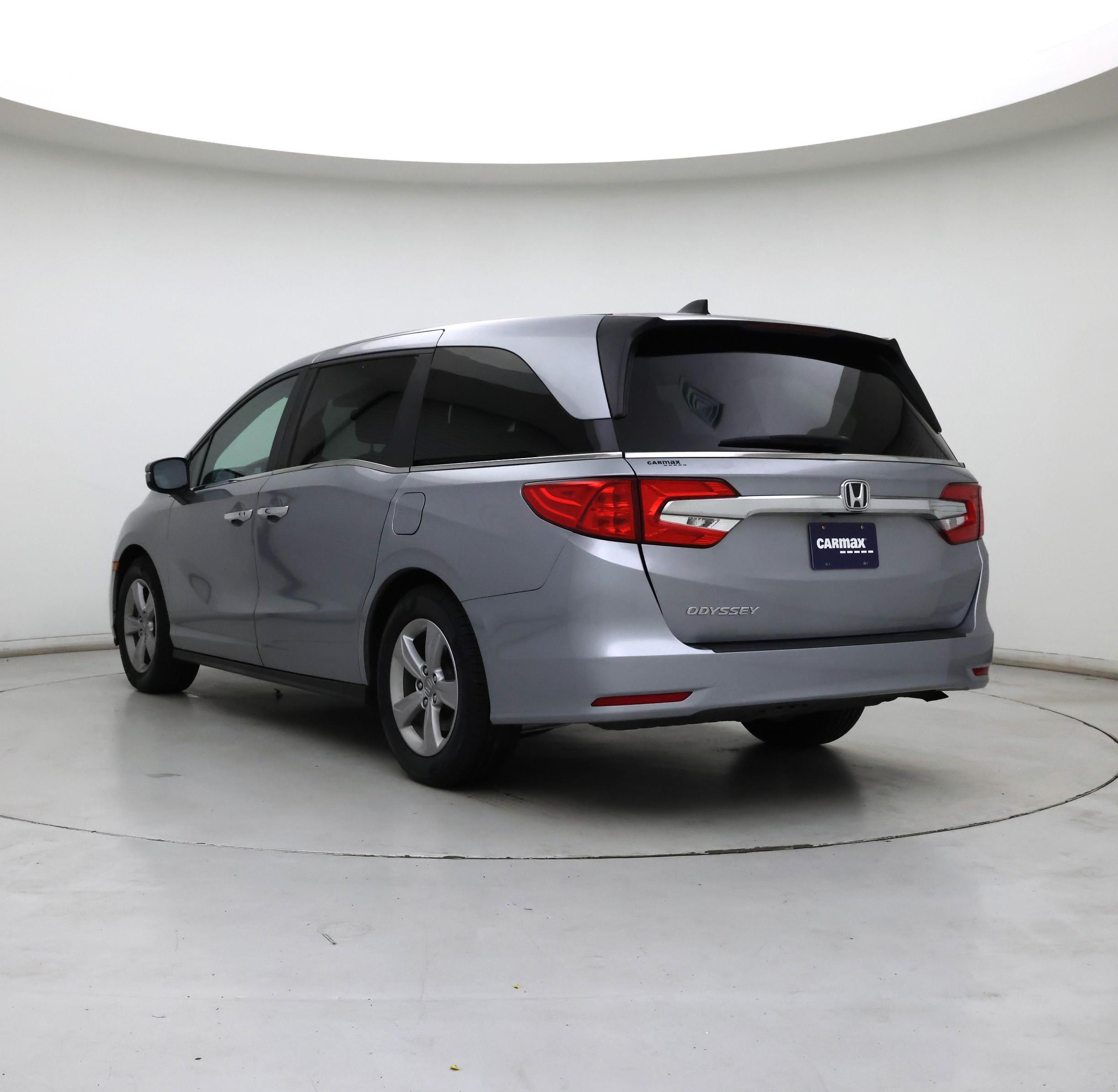 Thumbnail: 2019 Honda Odyssey - 2