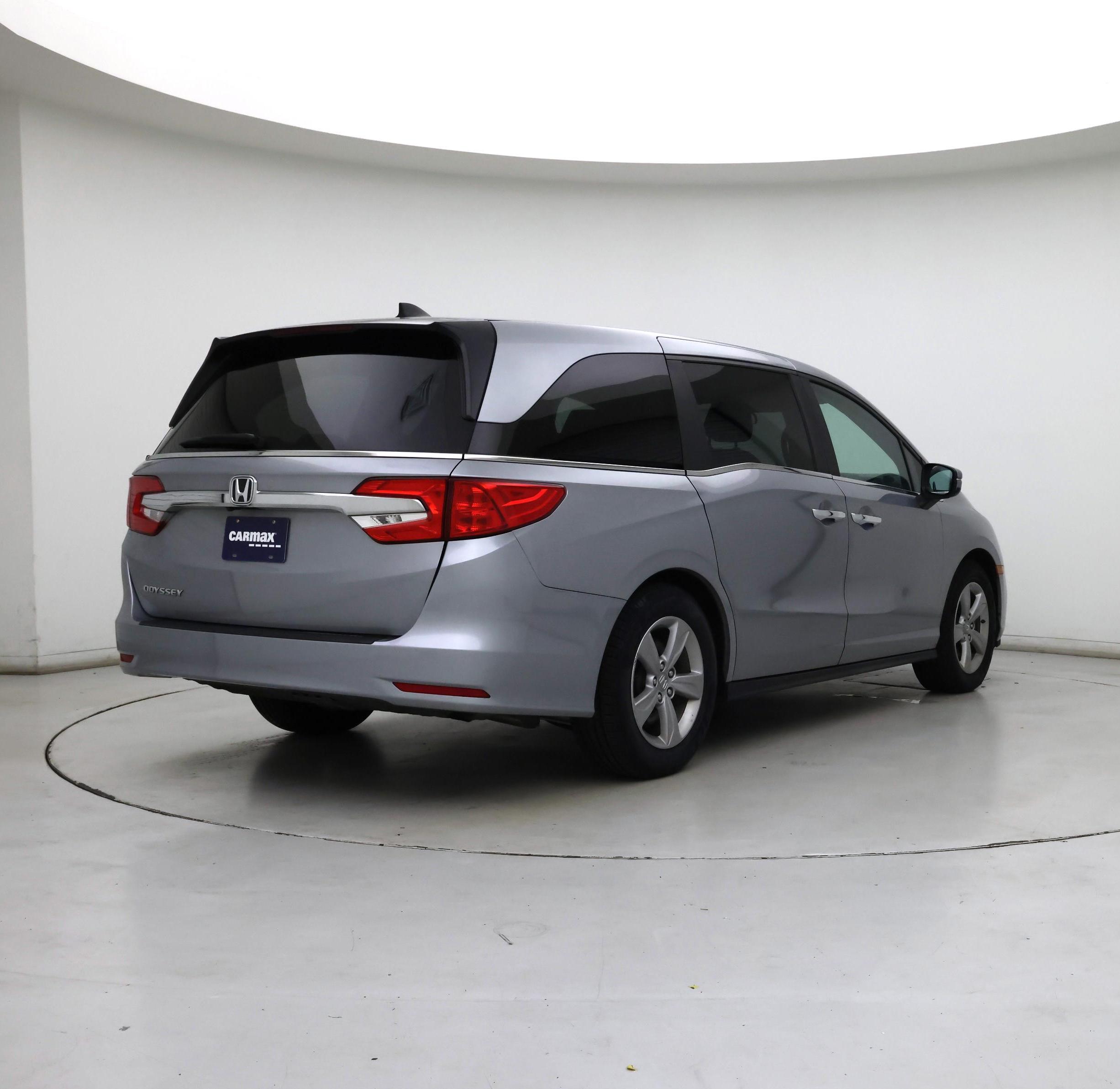 Thumbnail: 2019 Honda Odyssey - 8