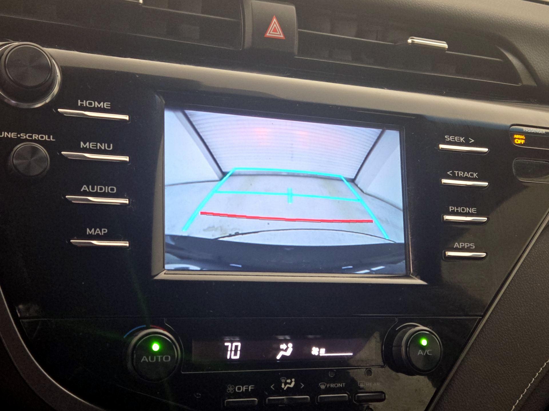 Thumbnail: 2019 Toyota Camry - 14