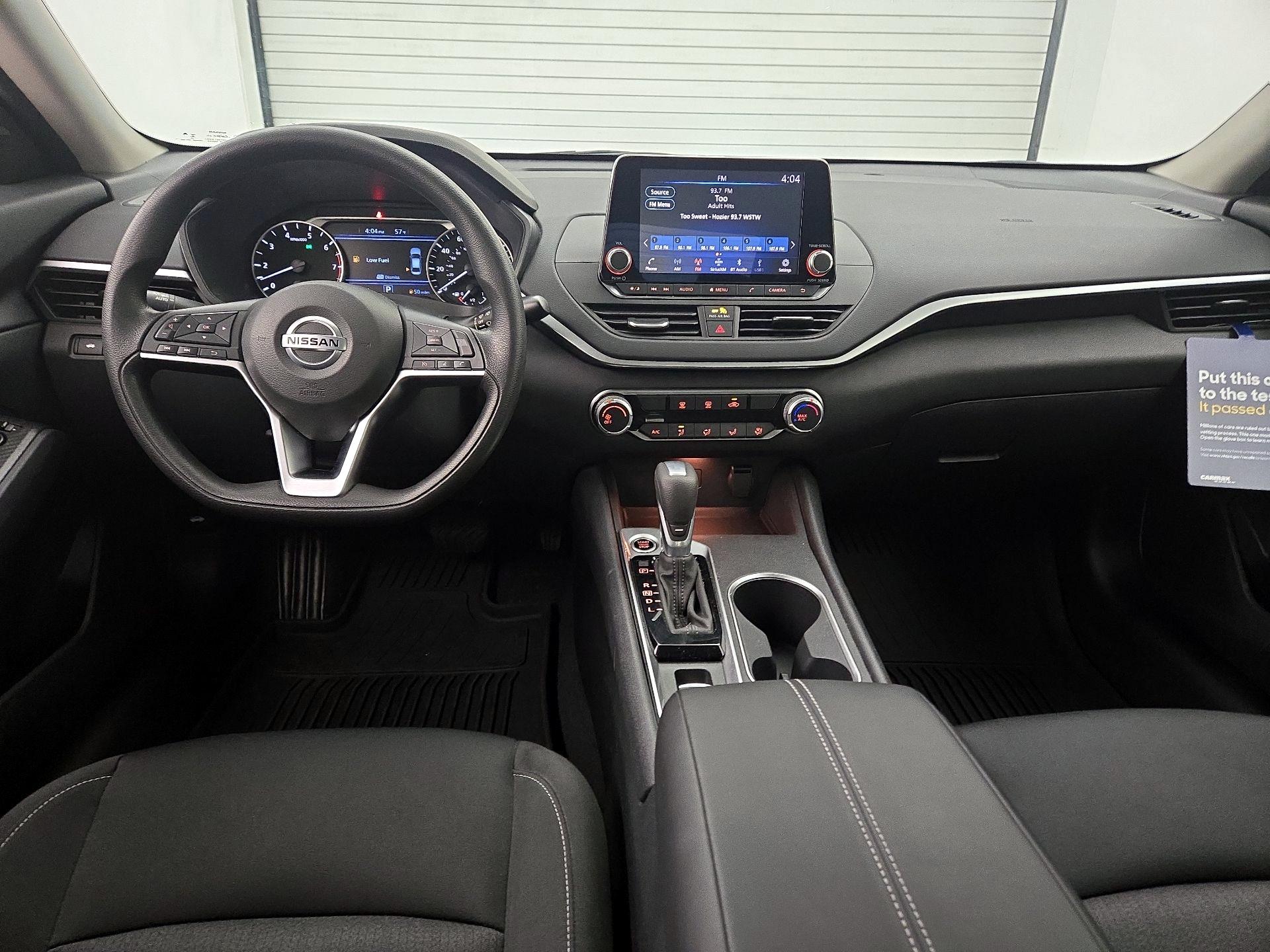 Thumbnail: 2022 Nissan Altima - 9