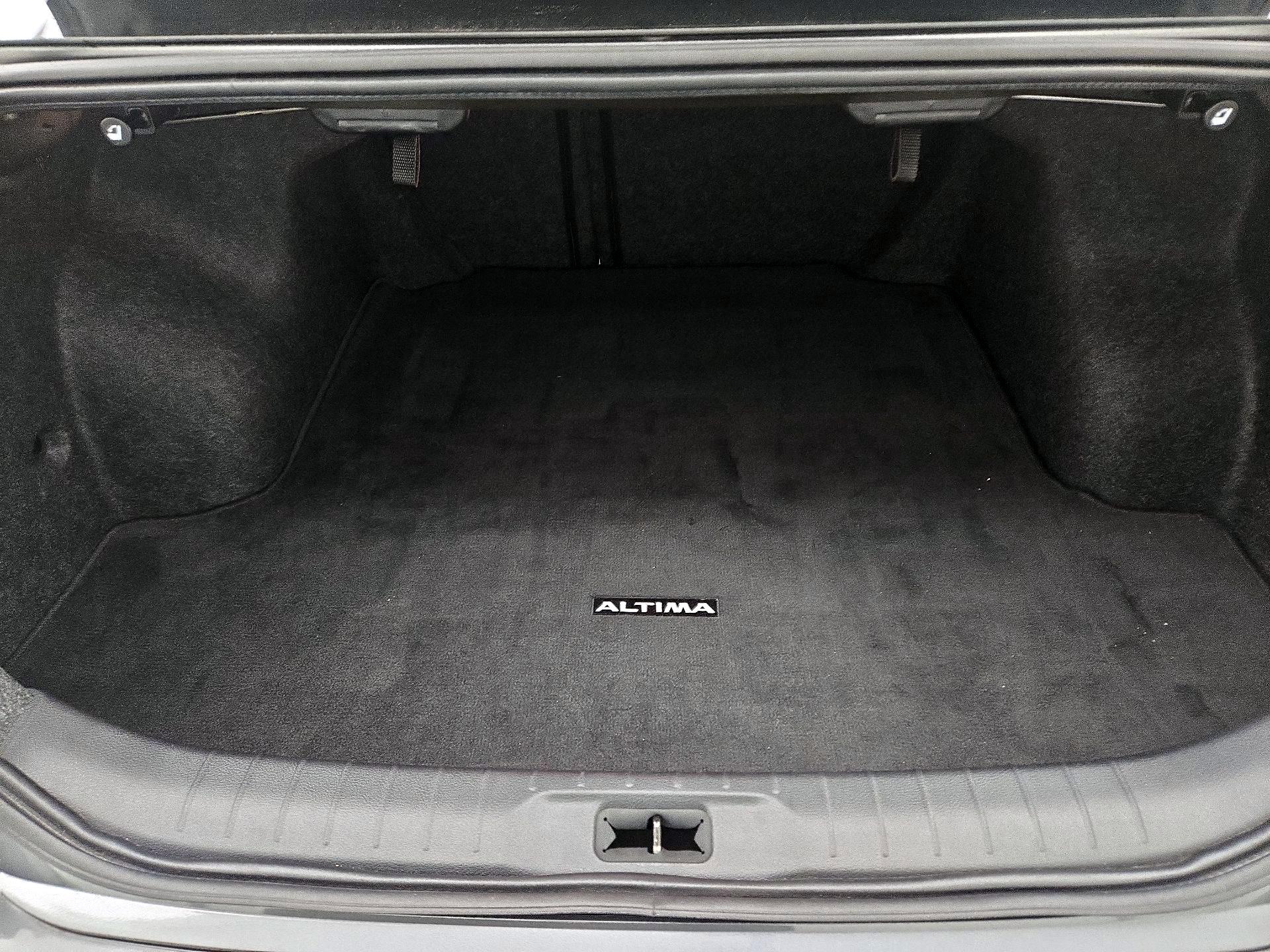 Thumbnail: 2022 Nissan Altima - 20