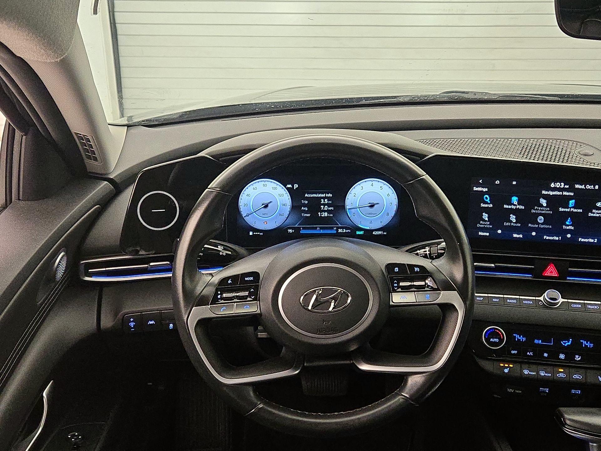 Thumbnail: 2023 Hyundai Elantra - 10