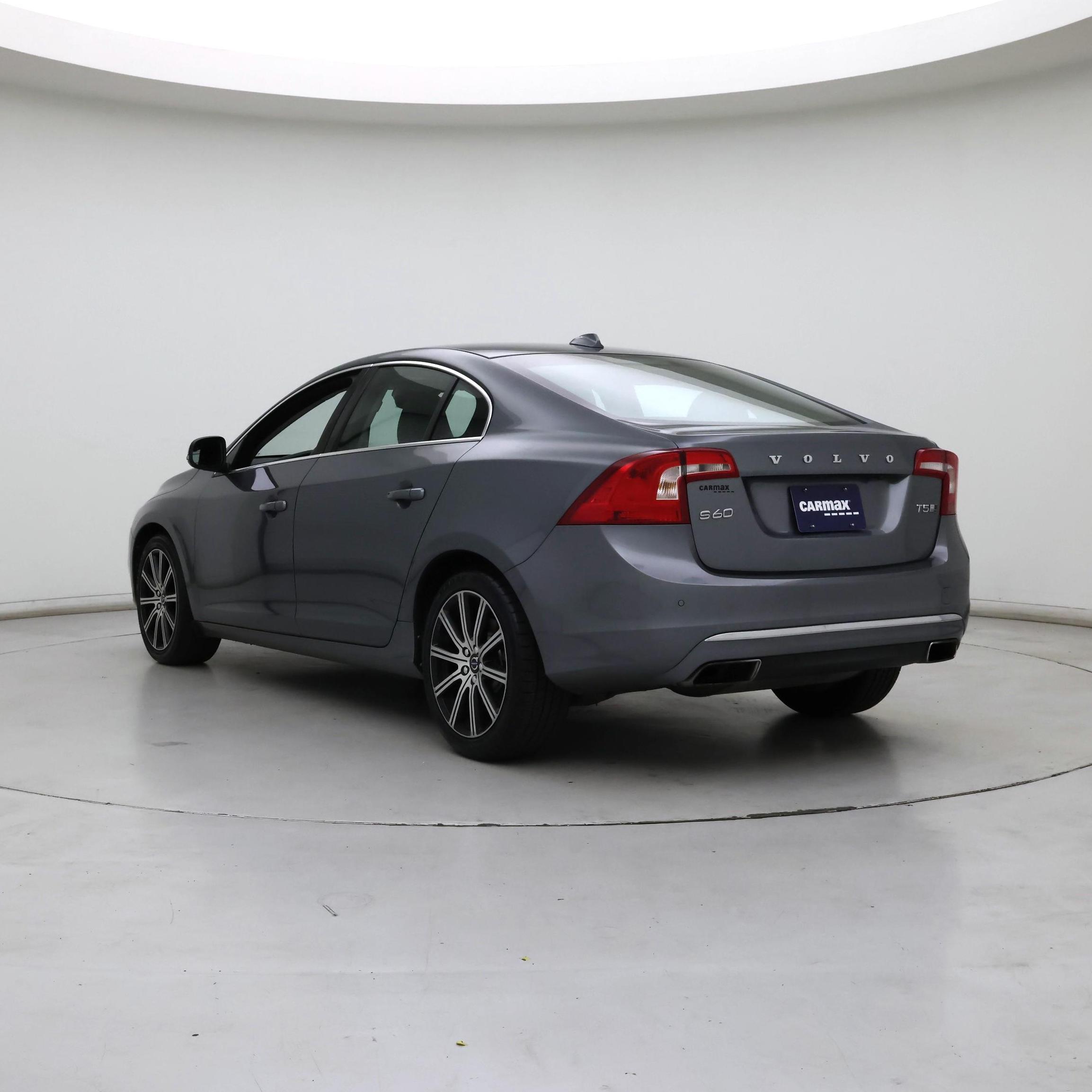 Thumbnail: 2017 Volvo S60 - 2