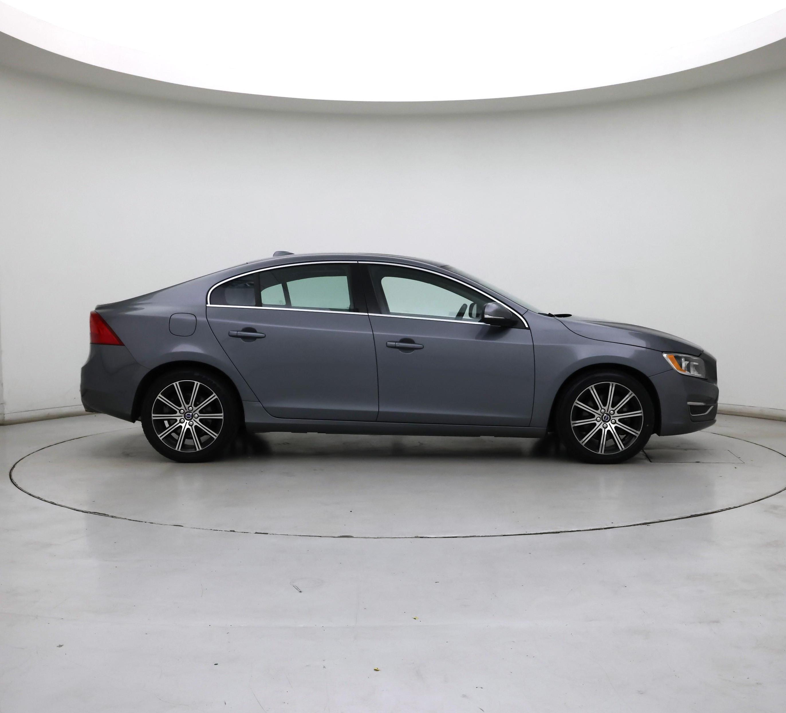 Thumbnail: 2017 Volvo S60 - 7