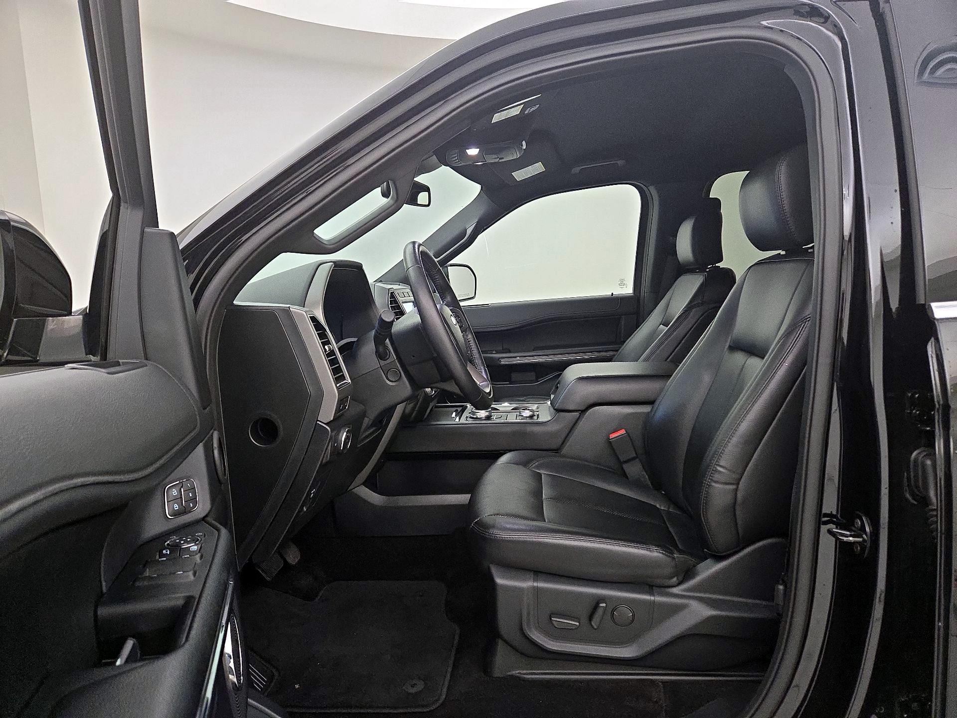 Thumbnail: 2020 Ford Expedition - 11