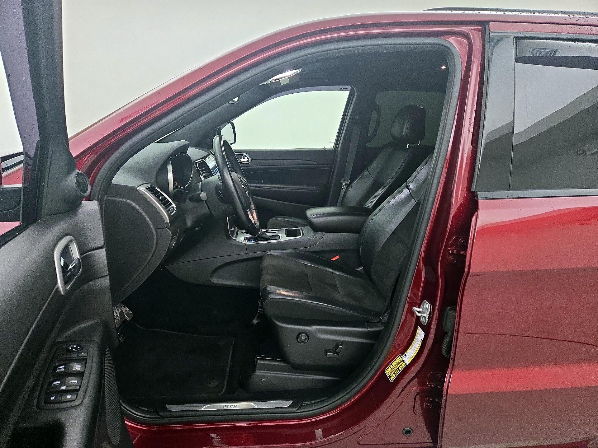 Thumbnail: 2019 Jeep Grand Cherokee - 11
