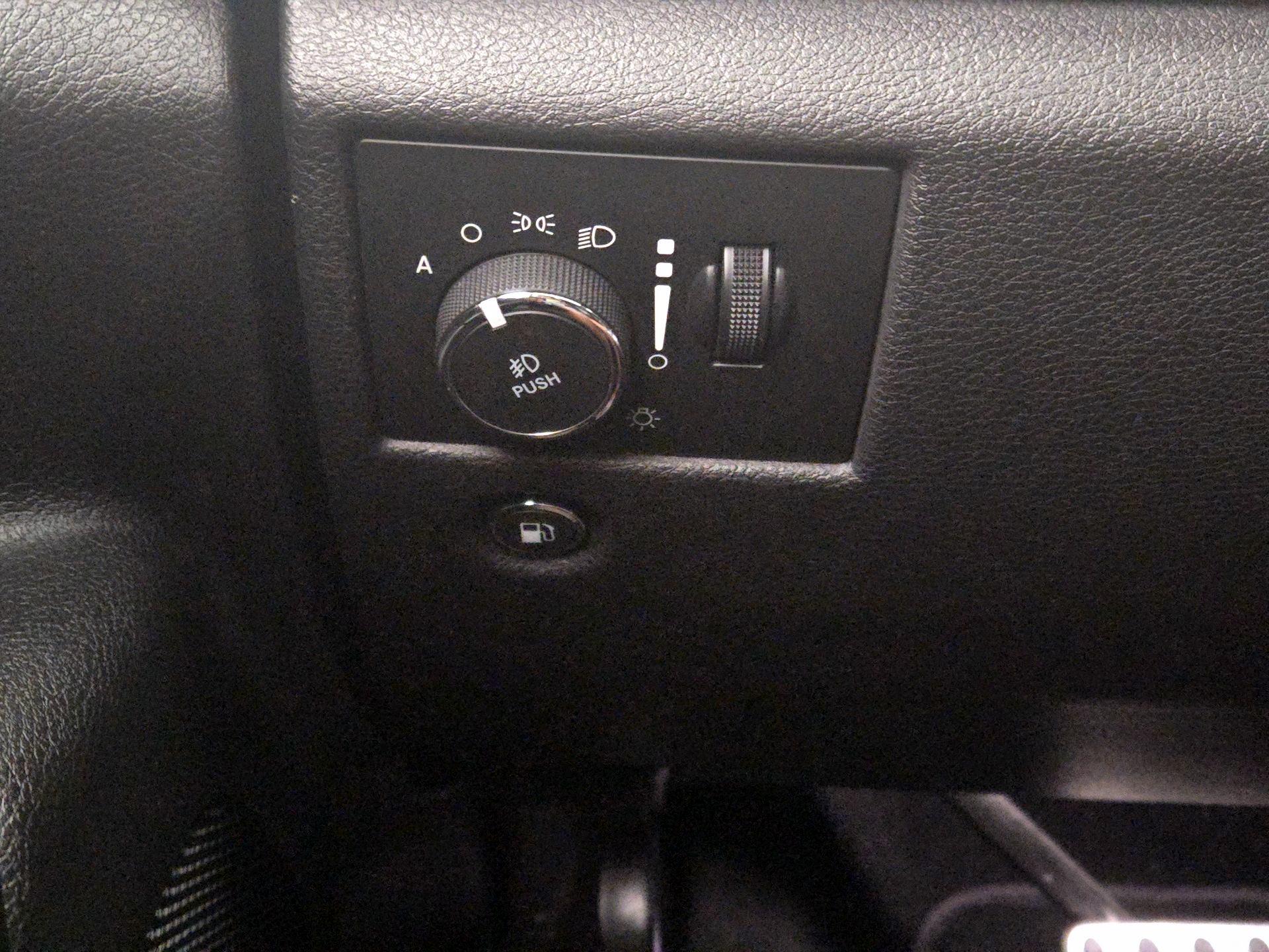 Thumbnail: 2019 Jeep Grand Cherokee - 13