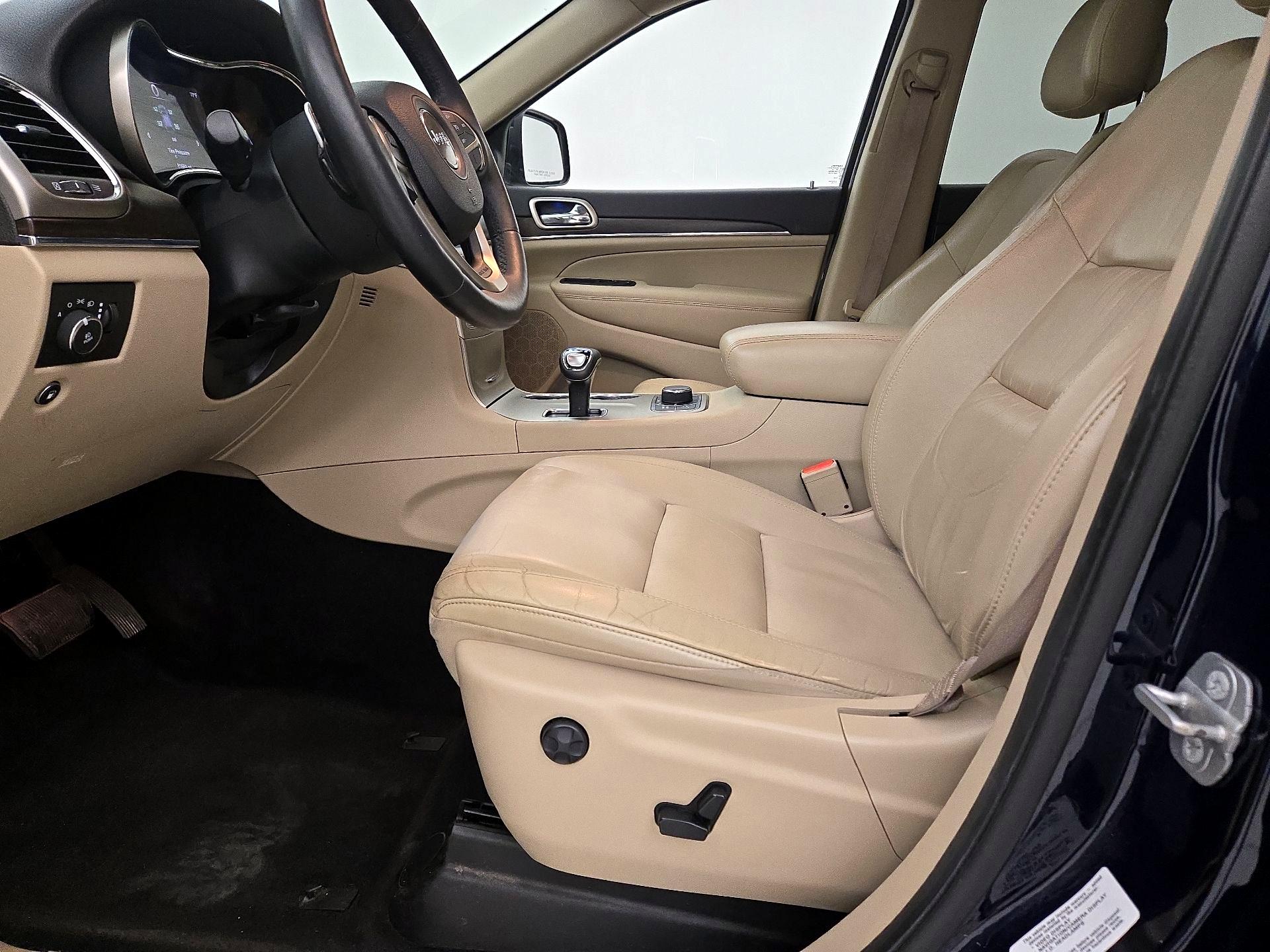 Thumbnail: 2014 Jeep Grand Cherokee - 11