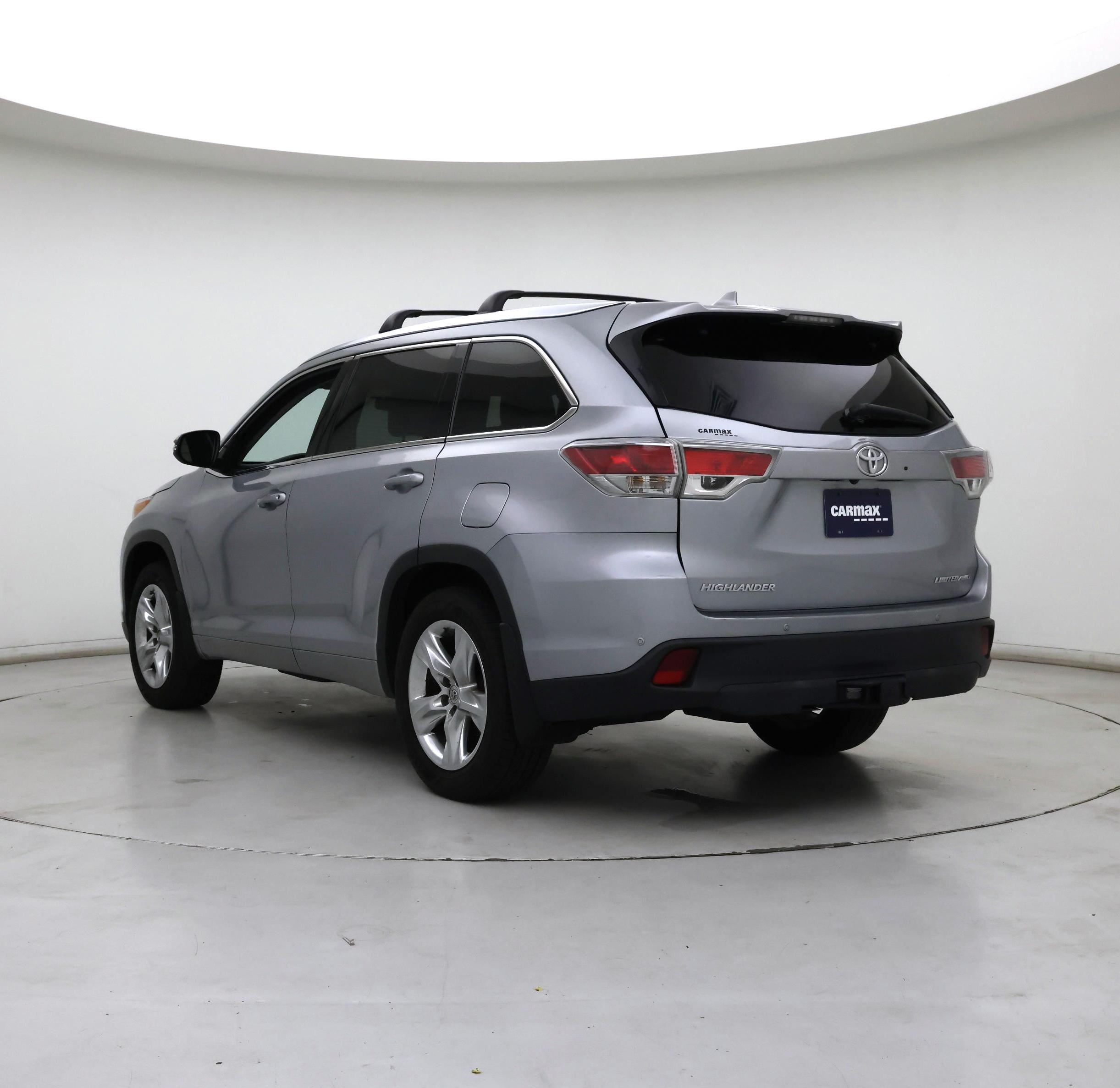 Thumbnail: 2015 Toyota Highlander - 2