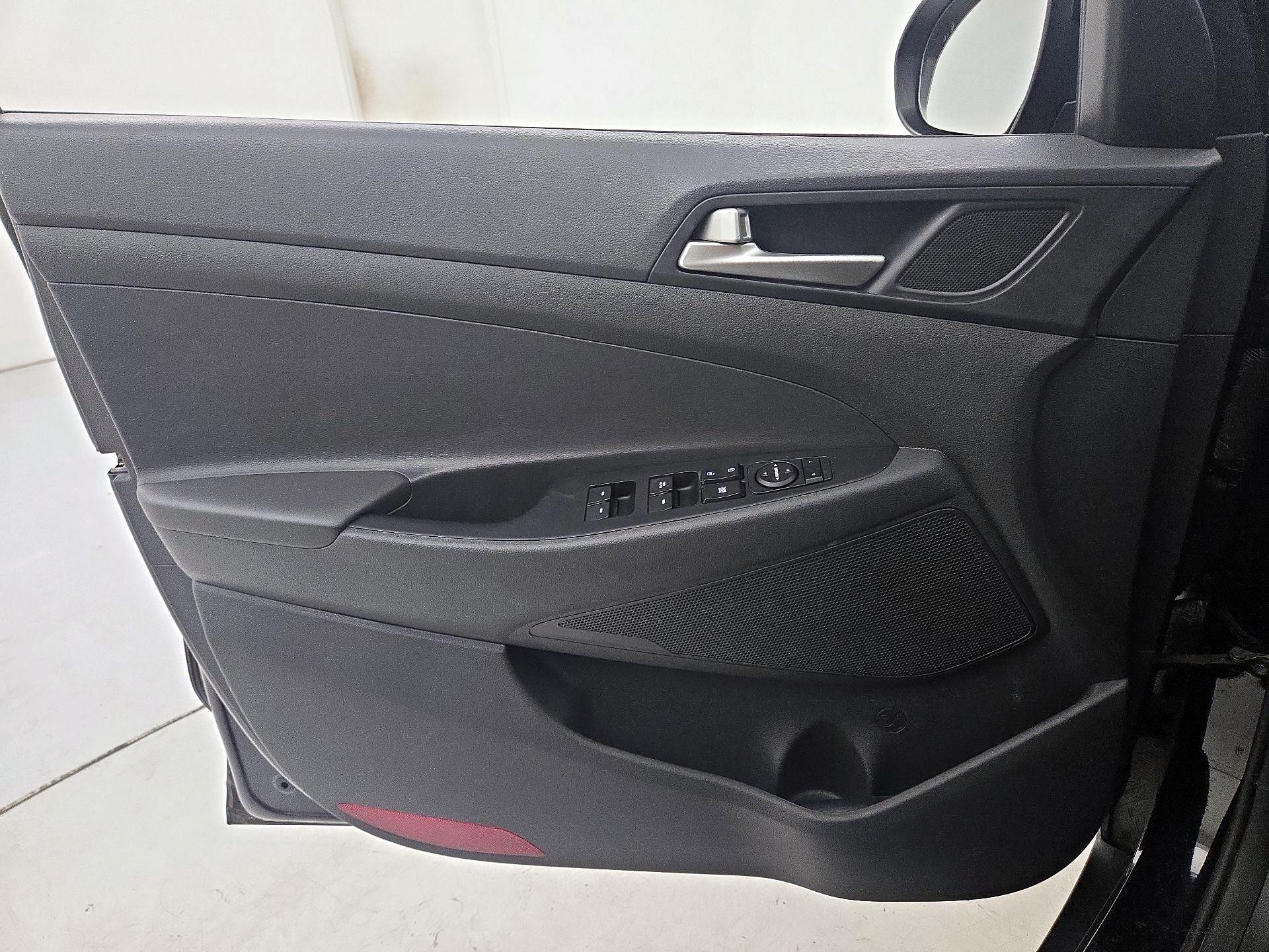 Thumbnail: 2021 Hyundai Tucson - 12