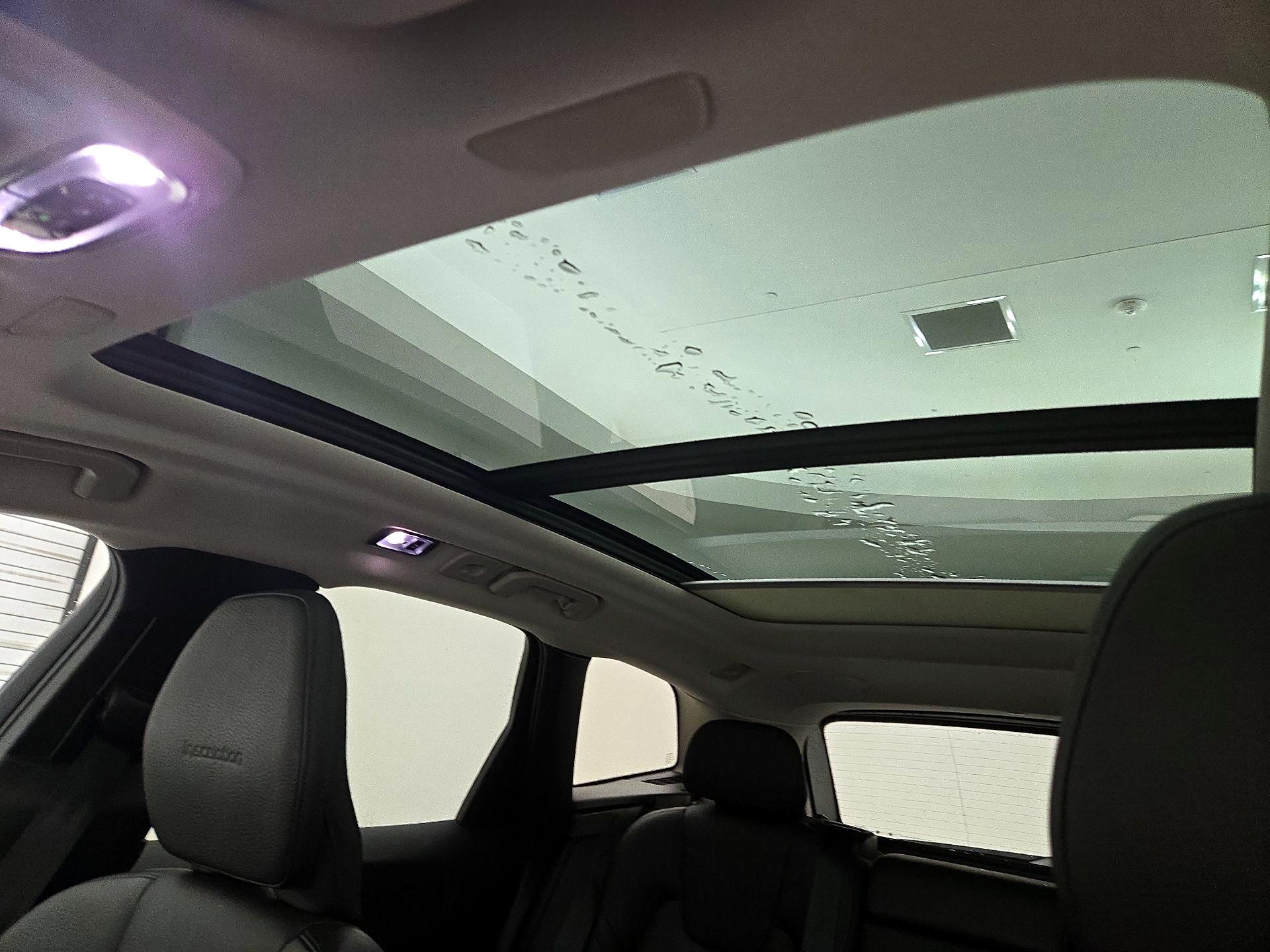 Thumbnail: 2020 Volvo XC60 - 20