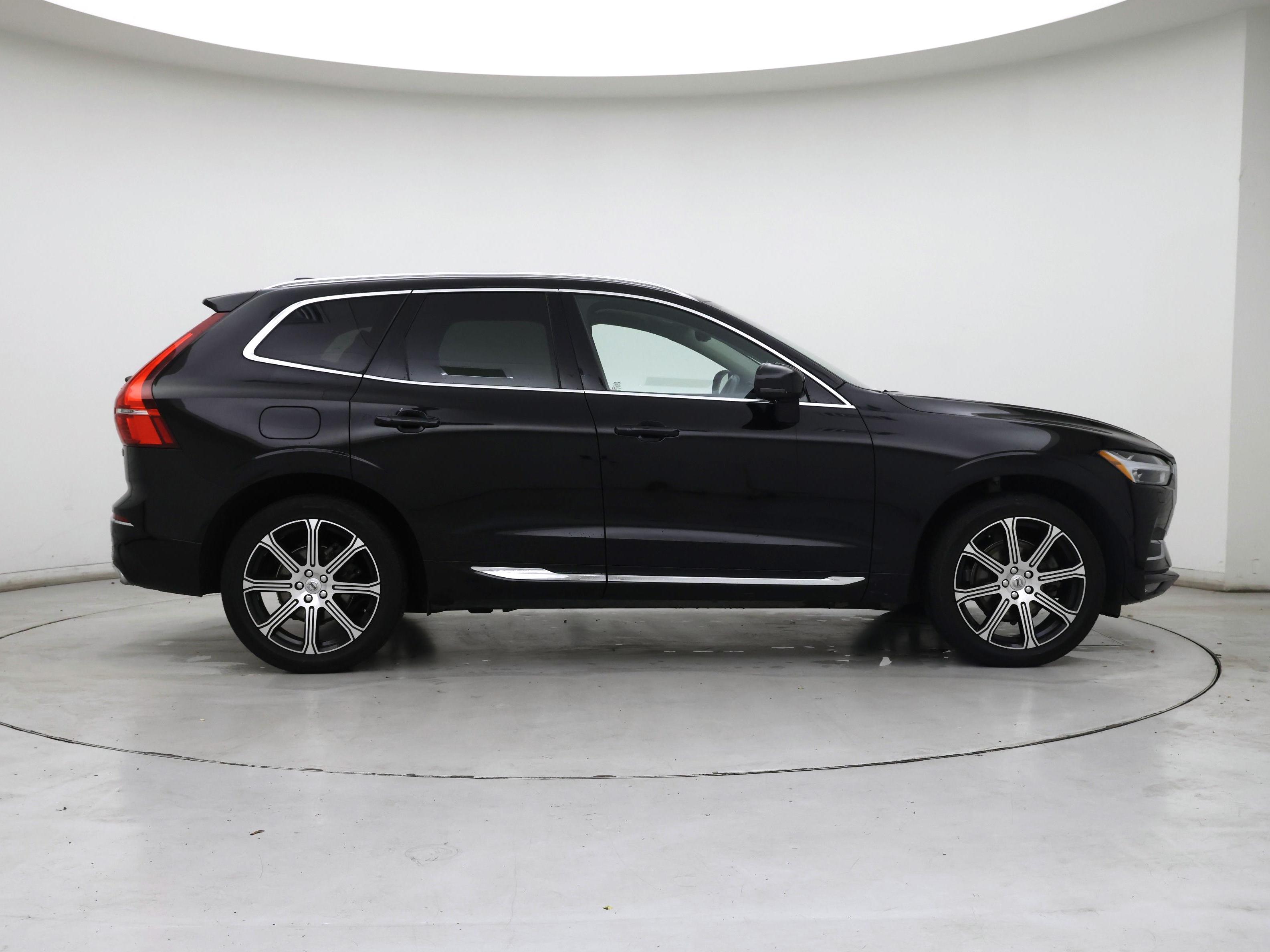 Thumbnail: 2020 Volvo XC60 - 7