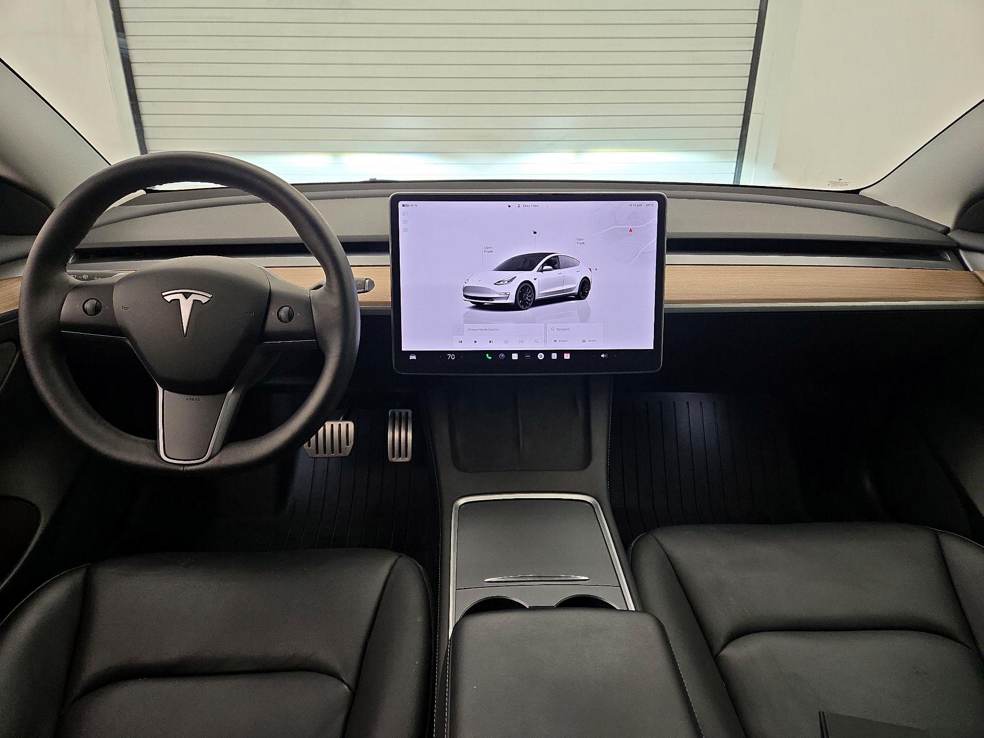Thumbnail: 2022 Tesla Model 3 - 9