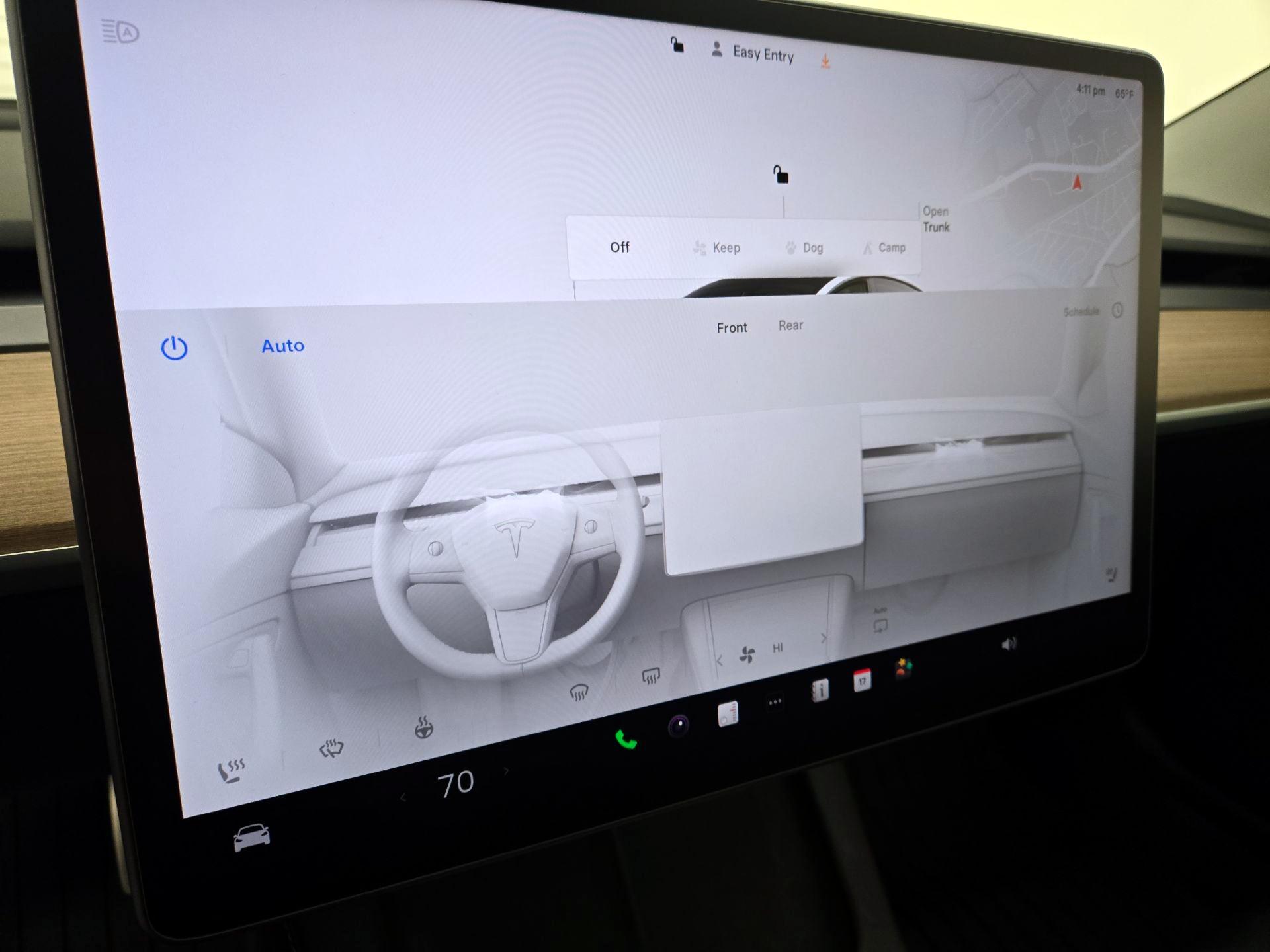 Thumbnail: 2022 Tesla Model 3 - 15