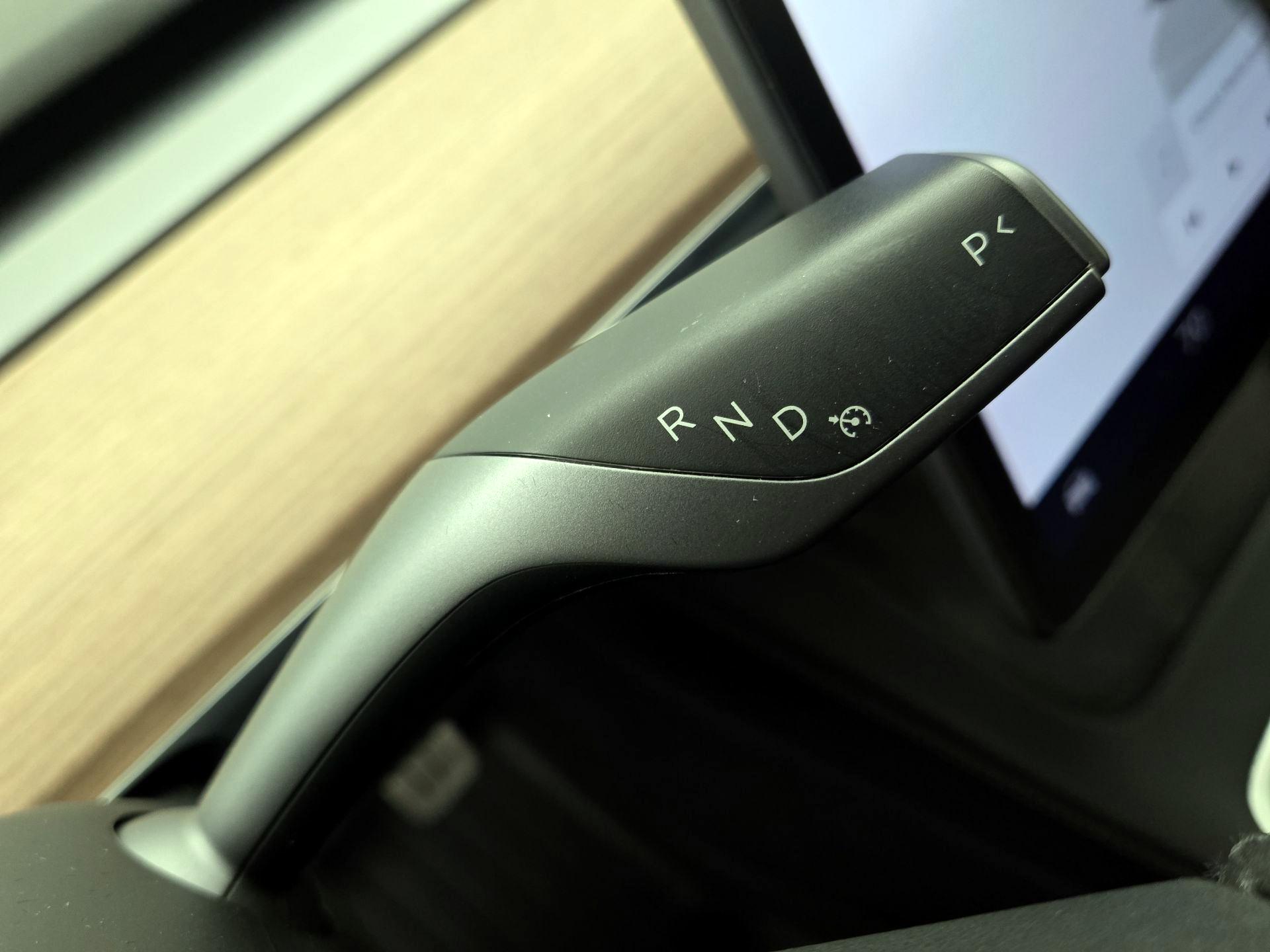 Thumbnail: 2022 Tesla Model 3 - 16