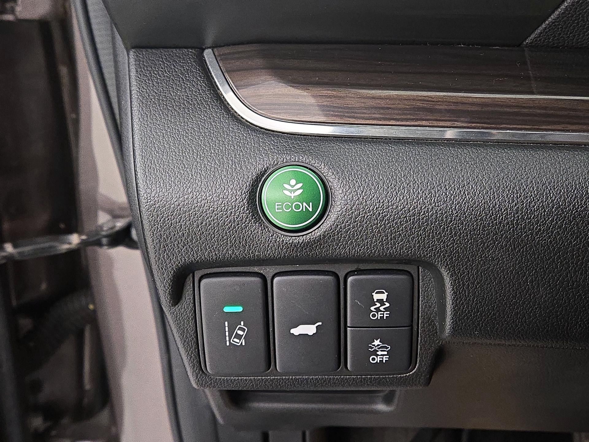 Thumbnail: 2015 Honda CR-V - 13