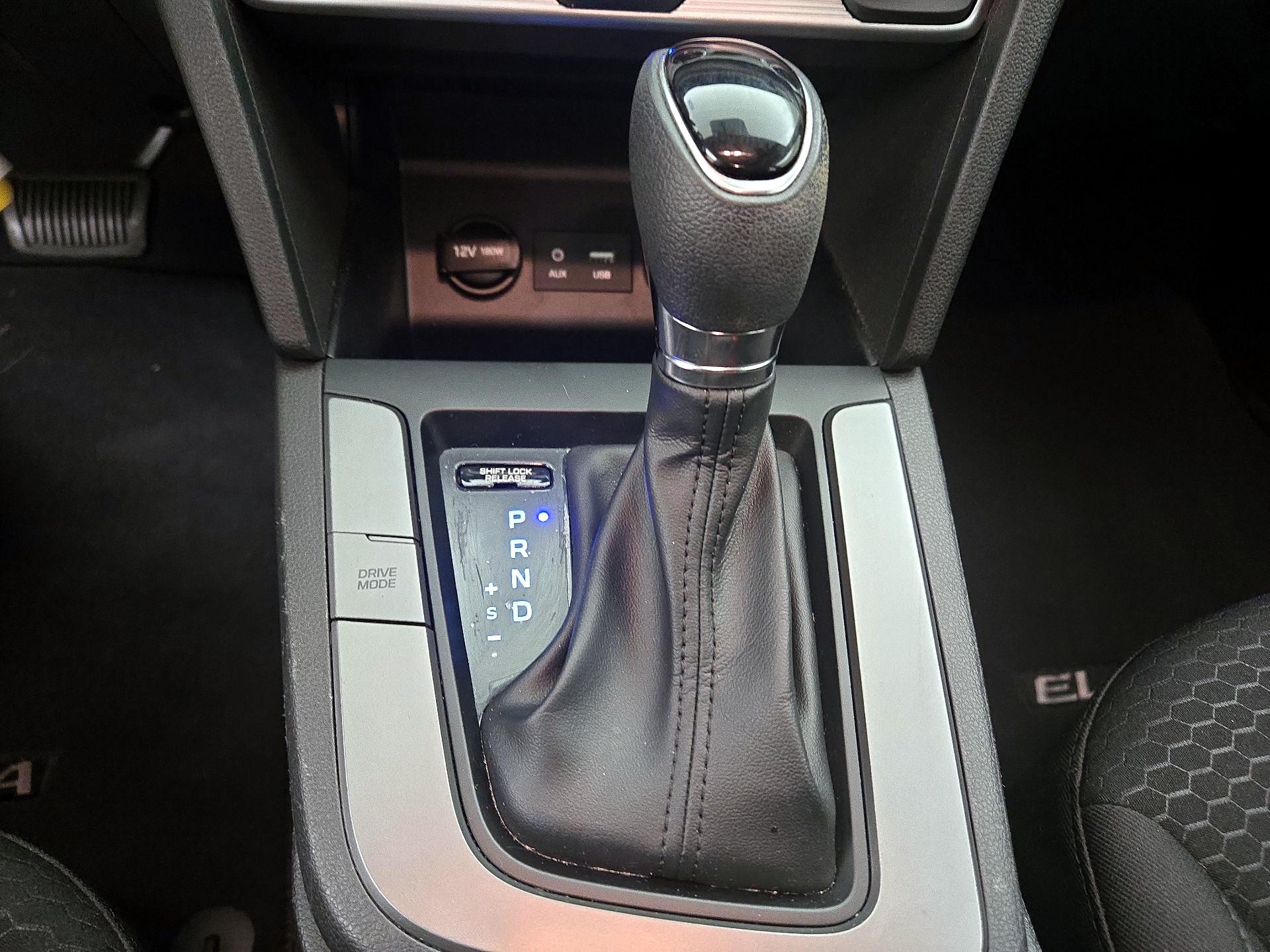 Thumbnail: 2019 Hyundai Elantra - 16