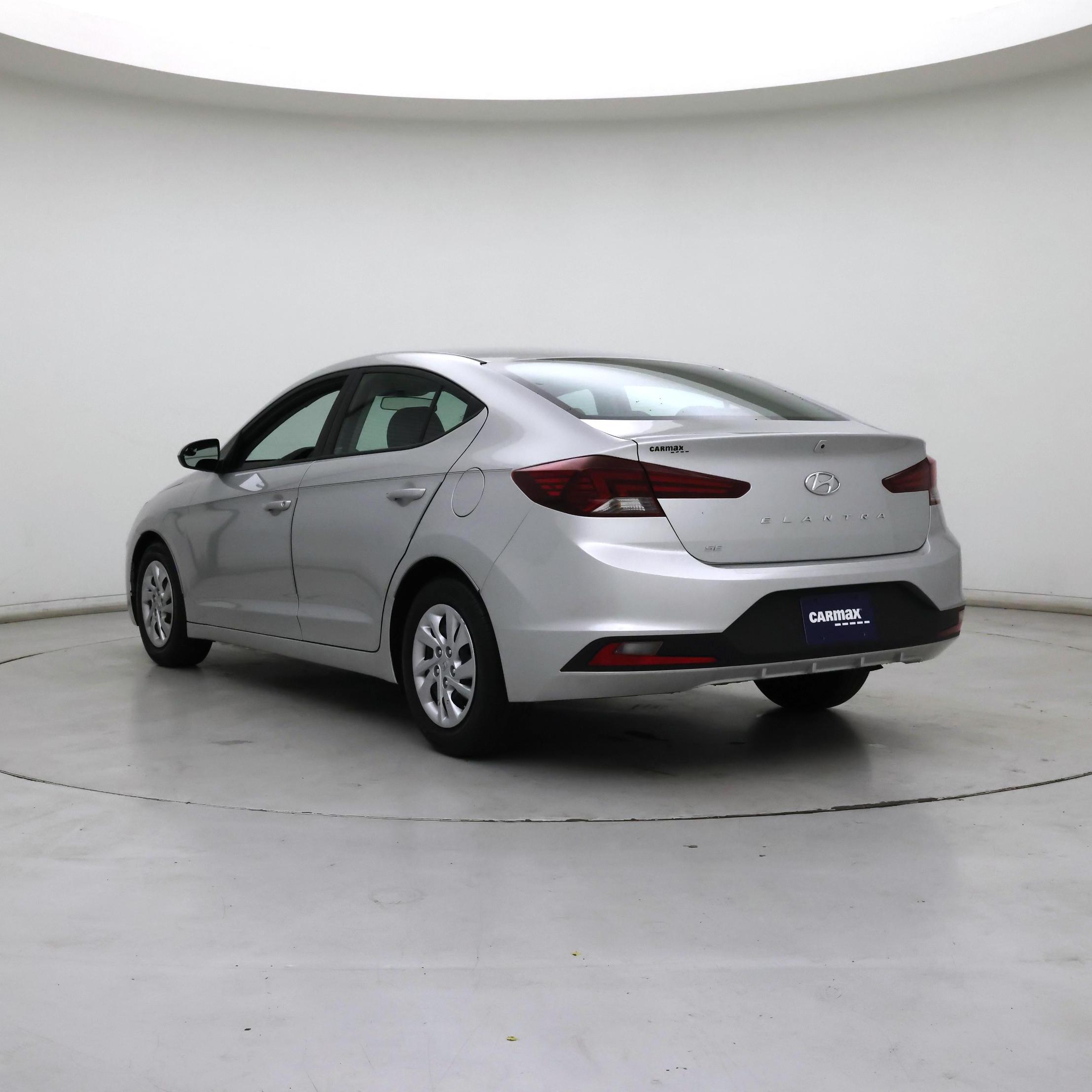 Thumbnail: 2019 Hyundai Elantra - 2