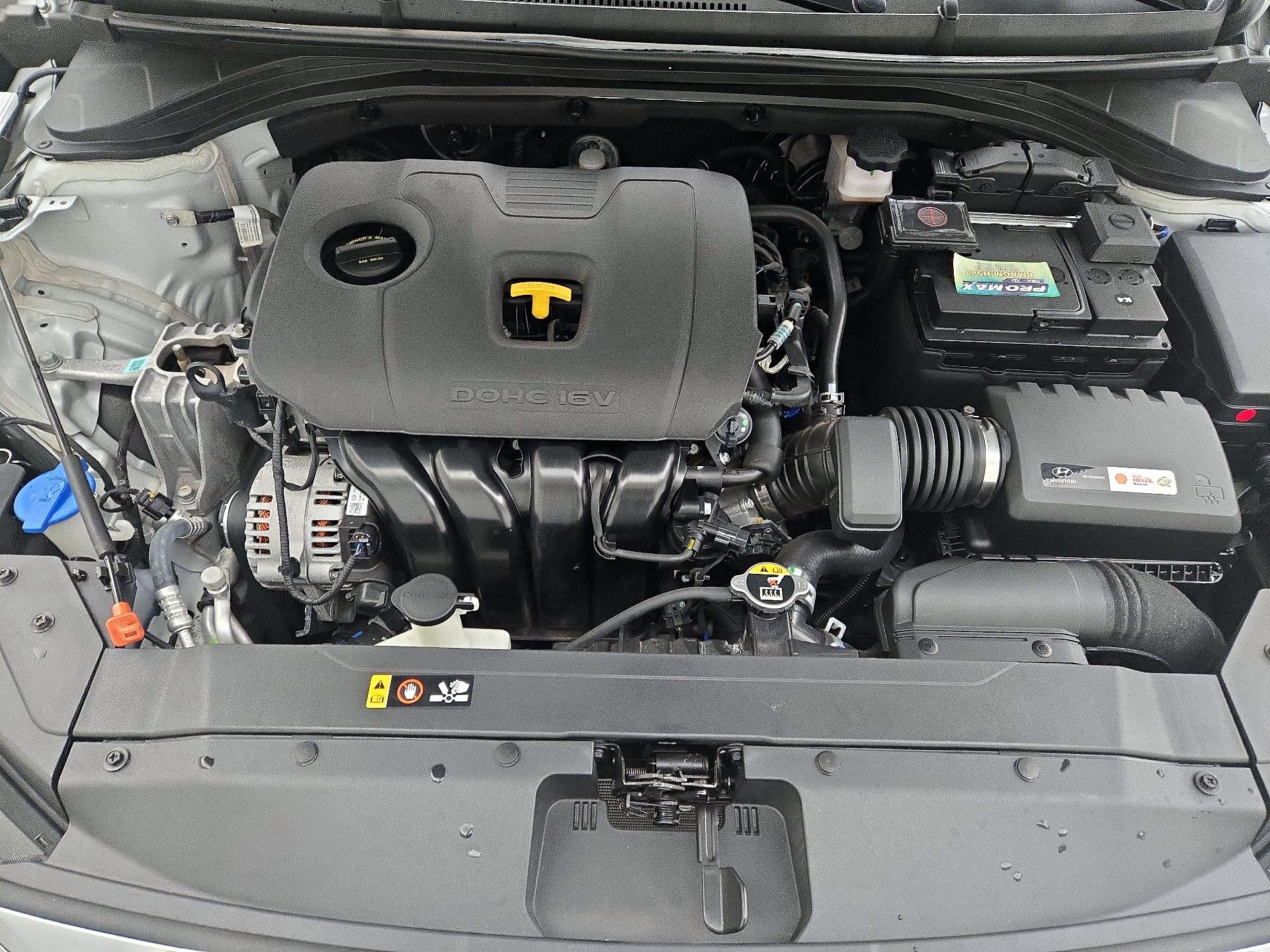 Thumbnail: 2019 Hyundai Elantra - 19