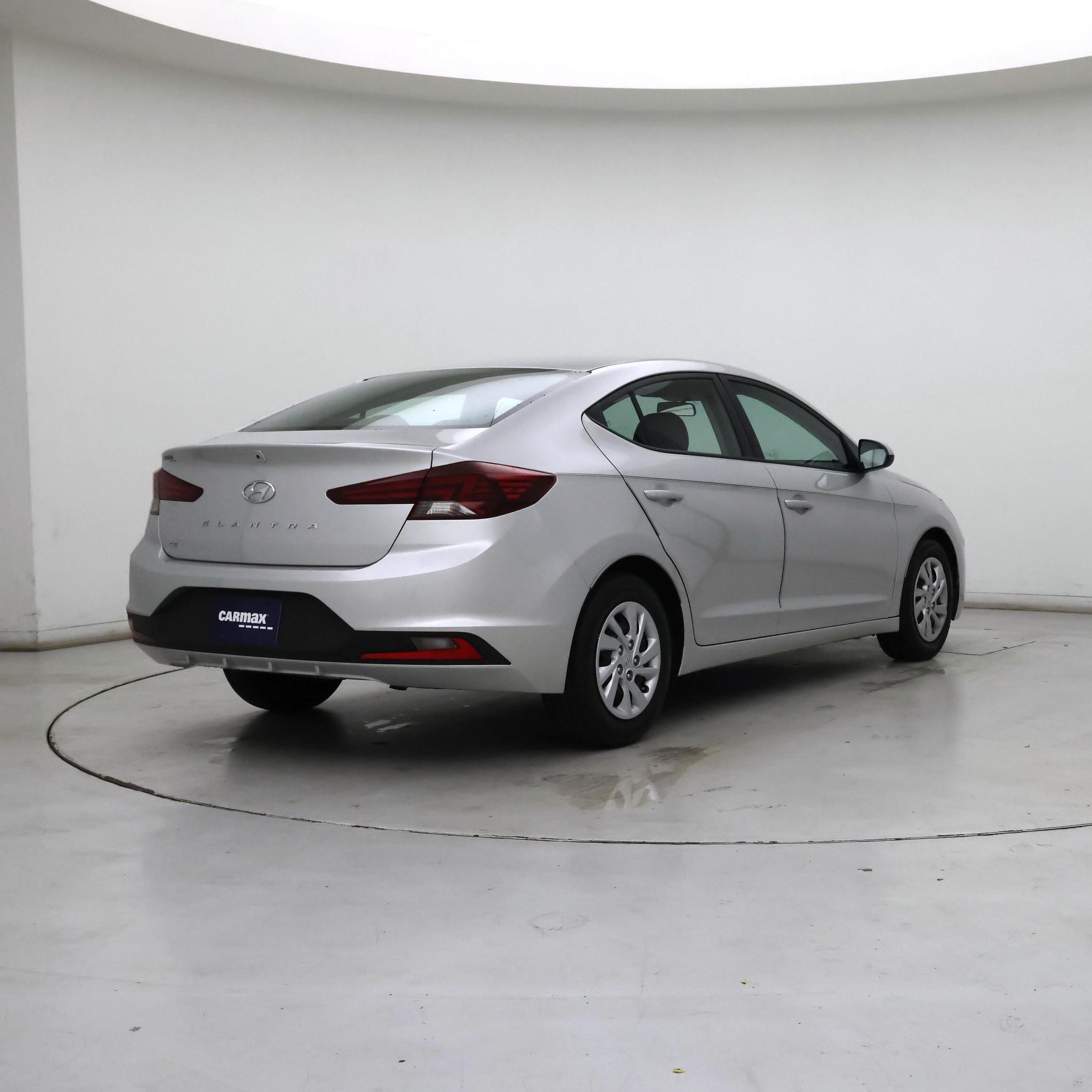 Thumbnail: 2019 Hyundai Elantra - 8