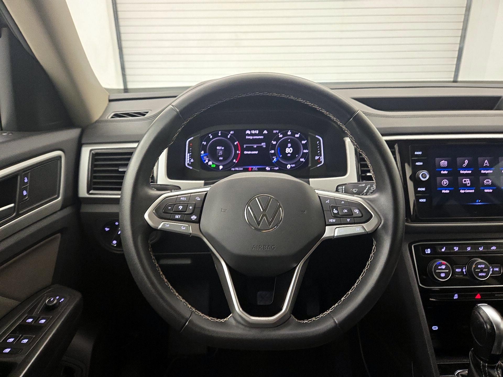 Thumbnail: 2023 Volkswagen Atlas - 10