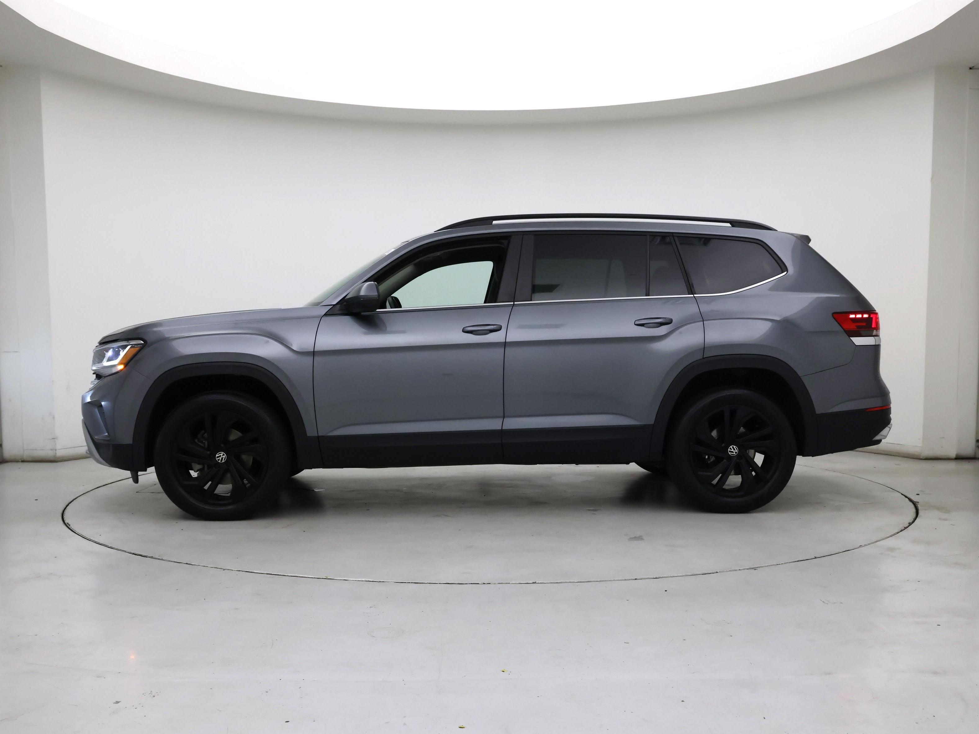 Thumbnail: 2023 Volkswagen Atlas - 3