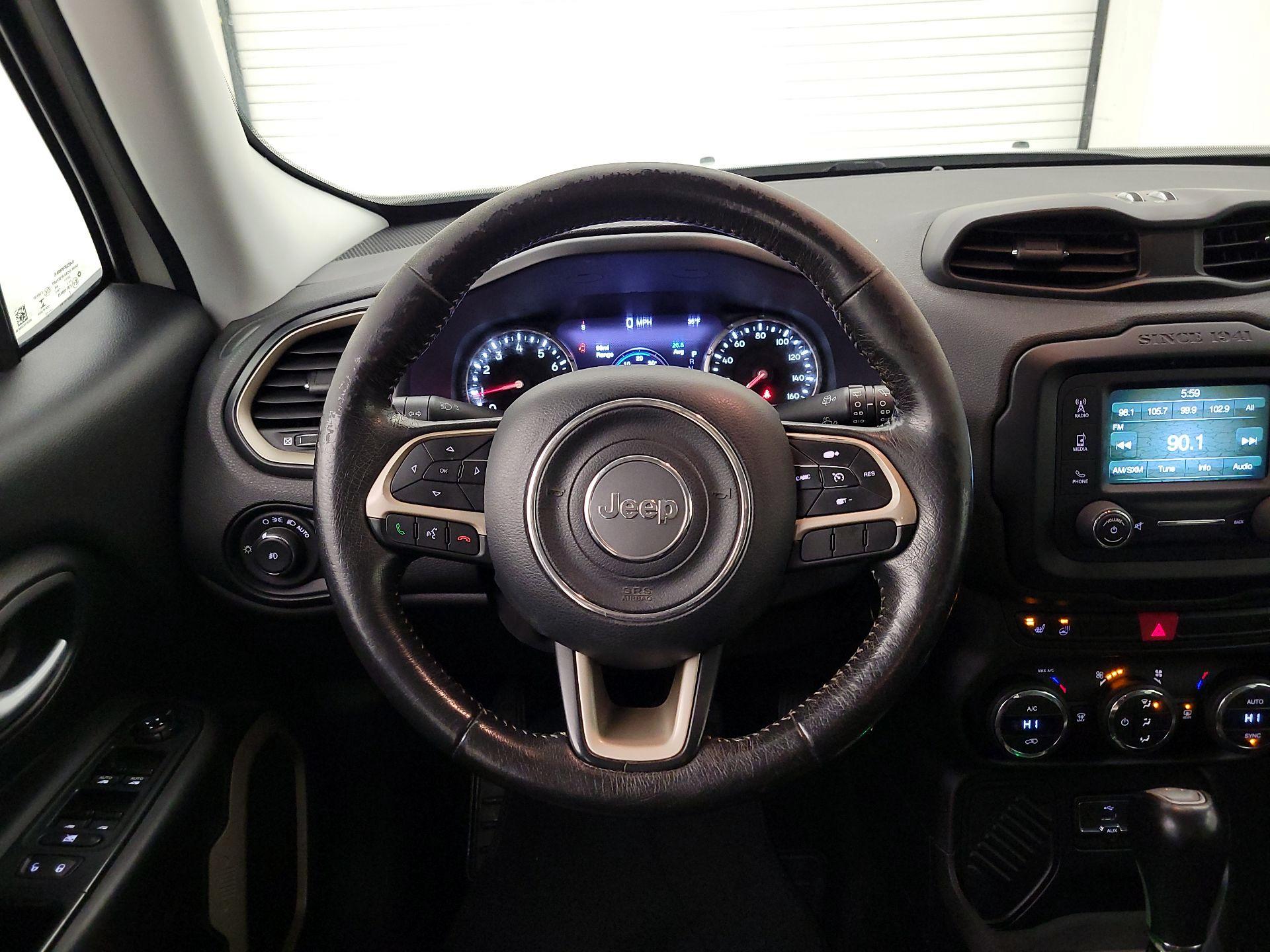 Thumbnail: 2015 Jeep Renegade - 10