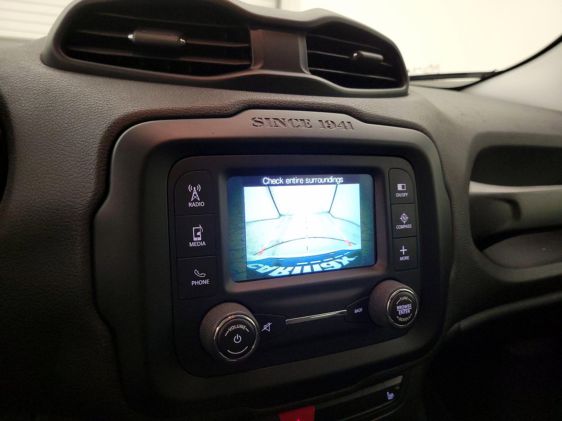 Thumbnail: 2015 Jeep Renegade - 14