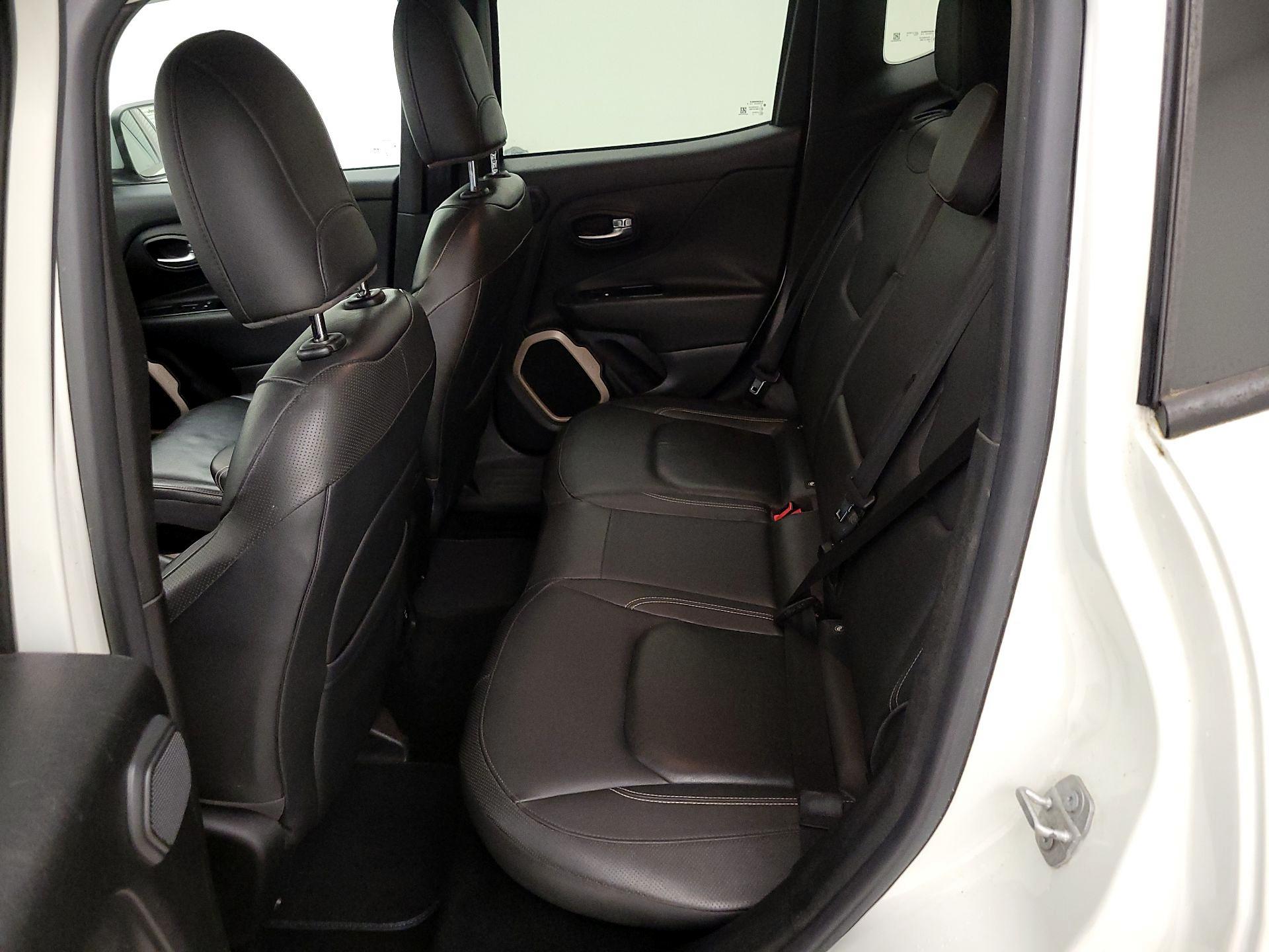 Thumbnail: 2015 Jeep Renegade - 19