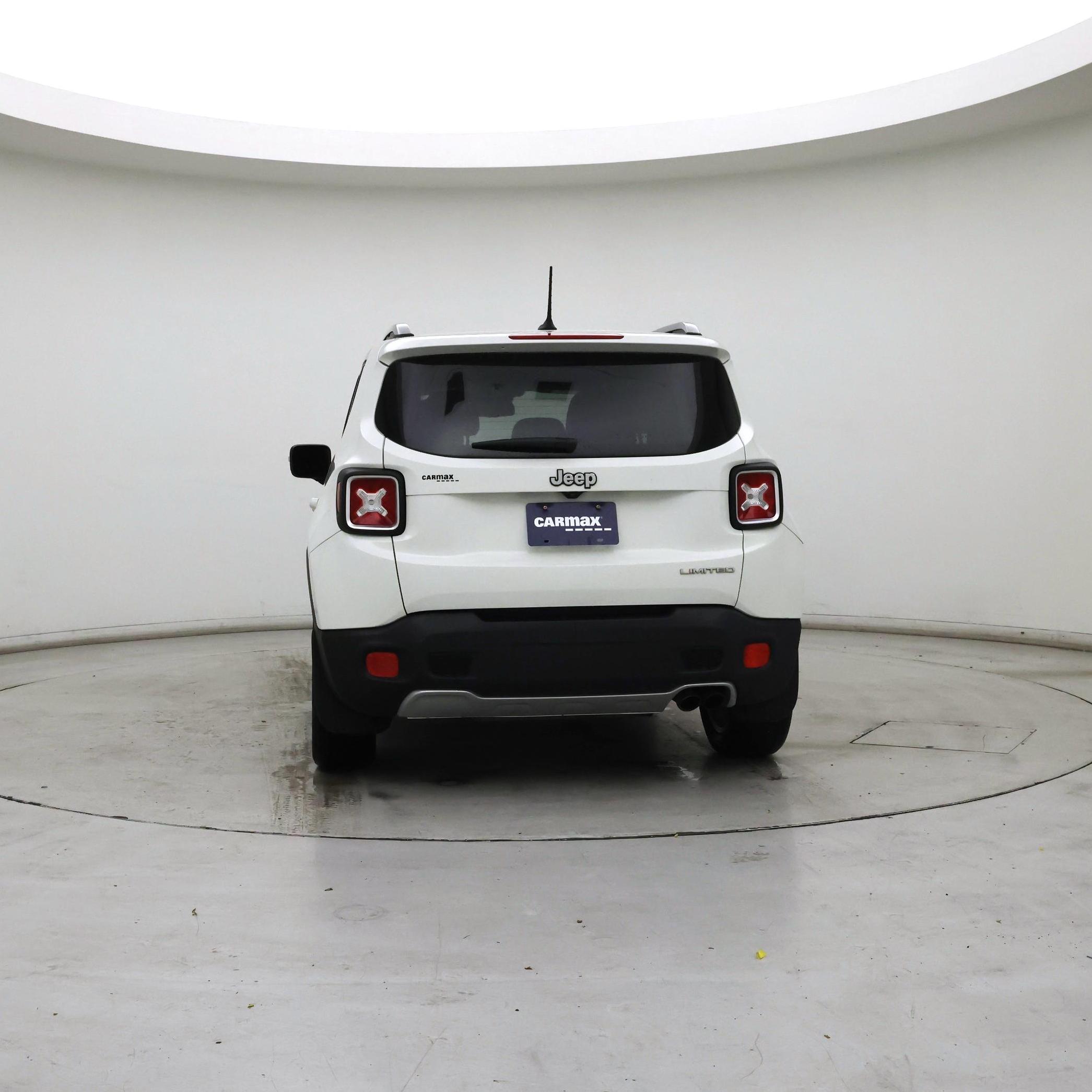 Thumbnail: 2015 Jeep Renegade - 6