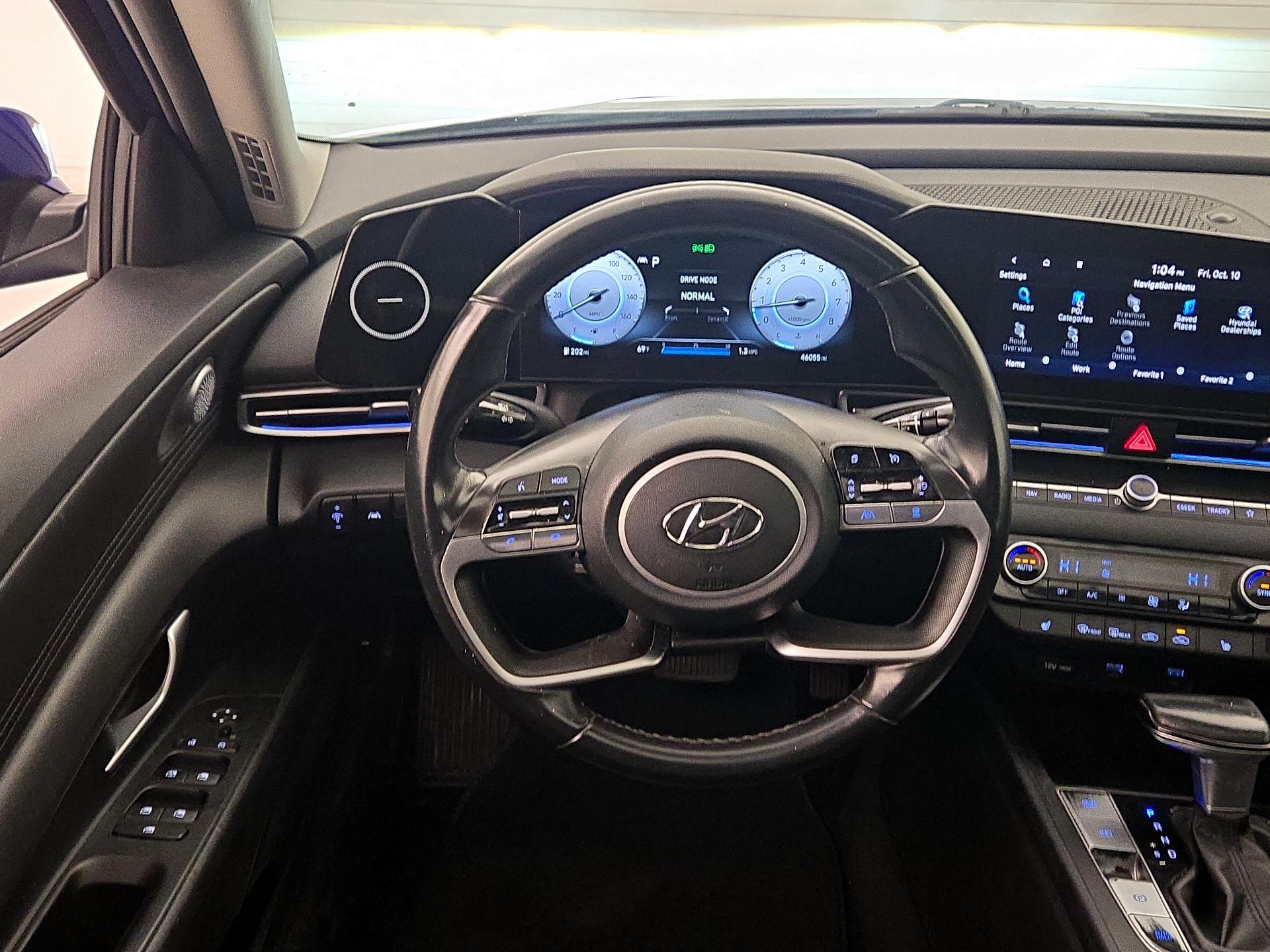 Thumbnail: 2022 Hyundai Elantra - 10