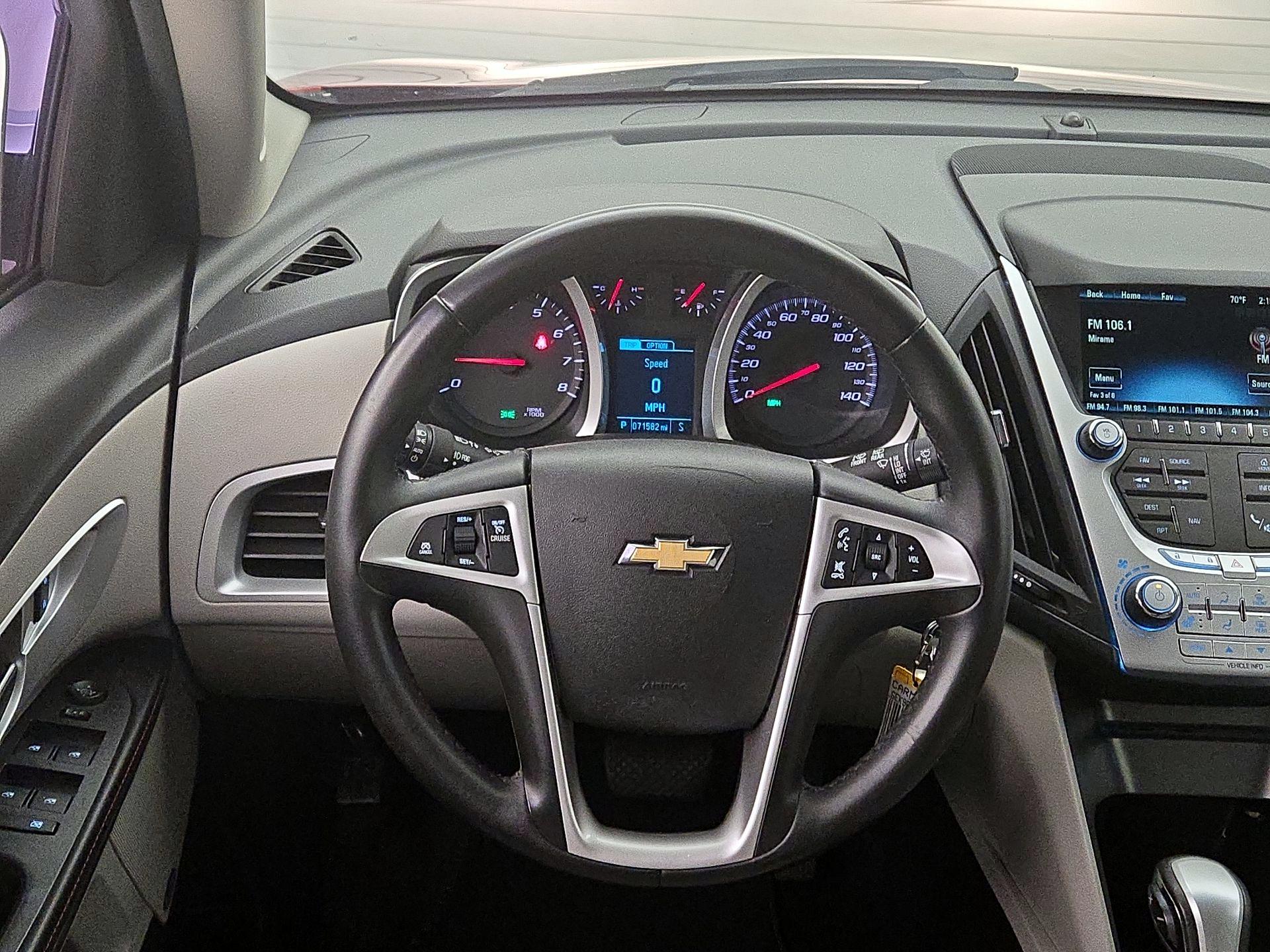 Thumbnail: 2015 Chevrolet Equinox - 10