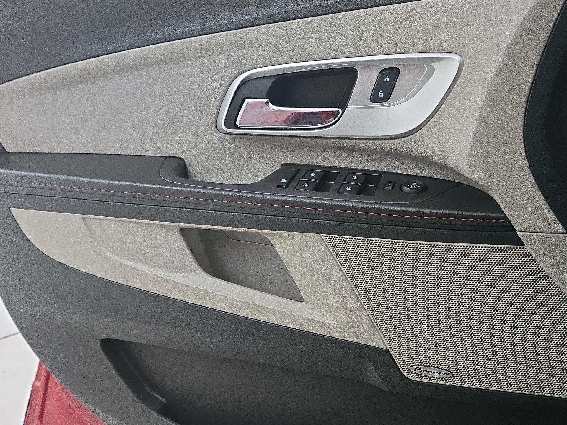 Thumbnail: 2015 Chevrolet Equinox - 12