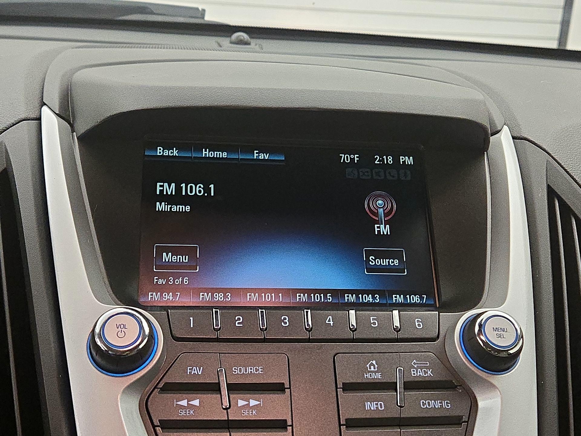 Thumbnail: 2015 Chevrolet Equinox - 14