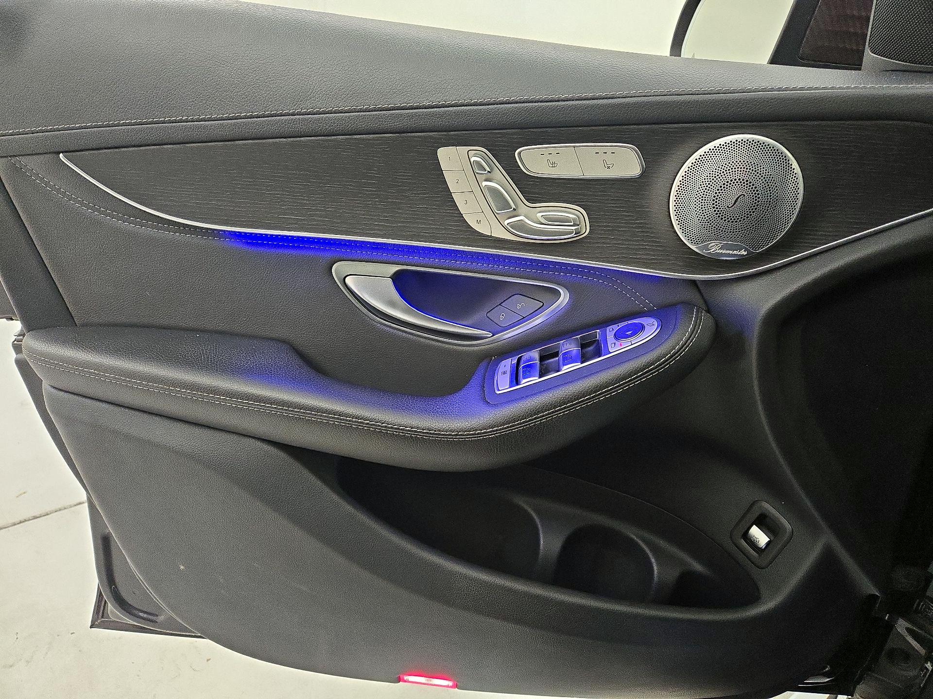 Thumbnail: 2020 Mercedes-Benz GLC - 12