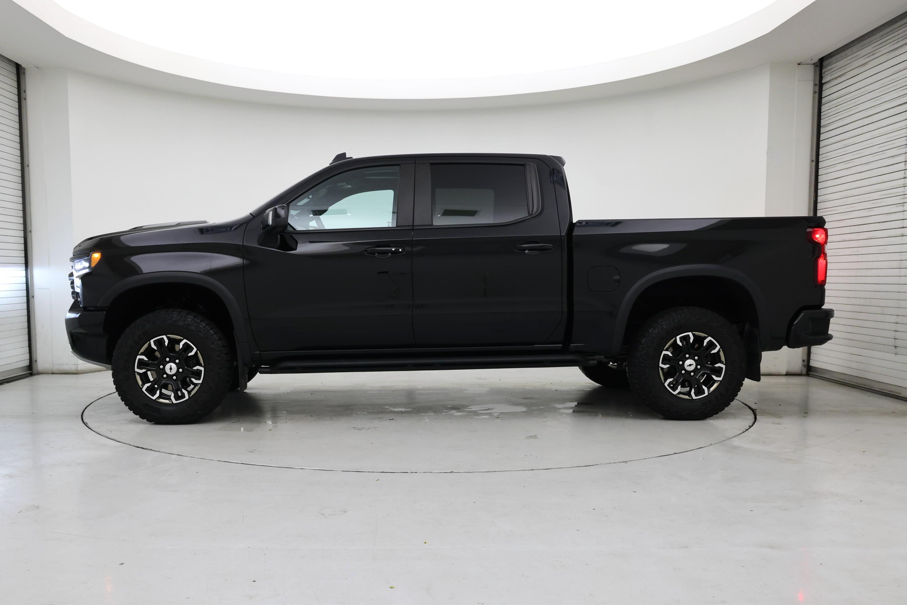 Thumbnail: 2024 Chevrolet Silverado 1500 - 3