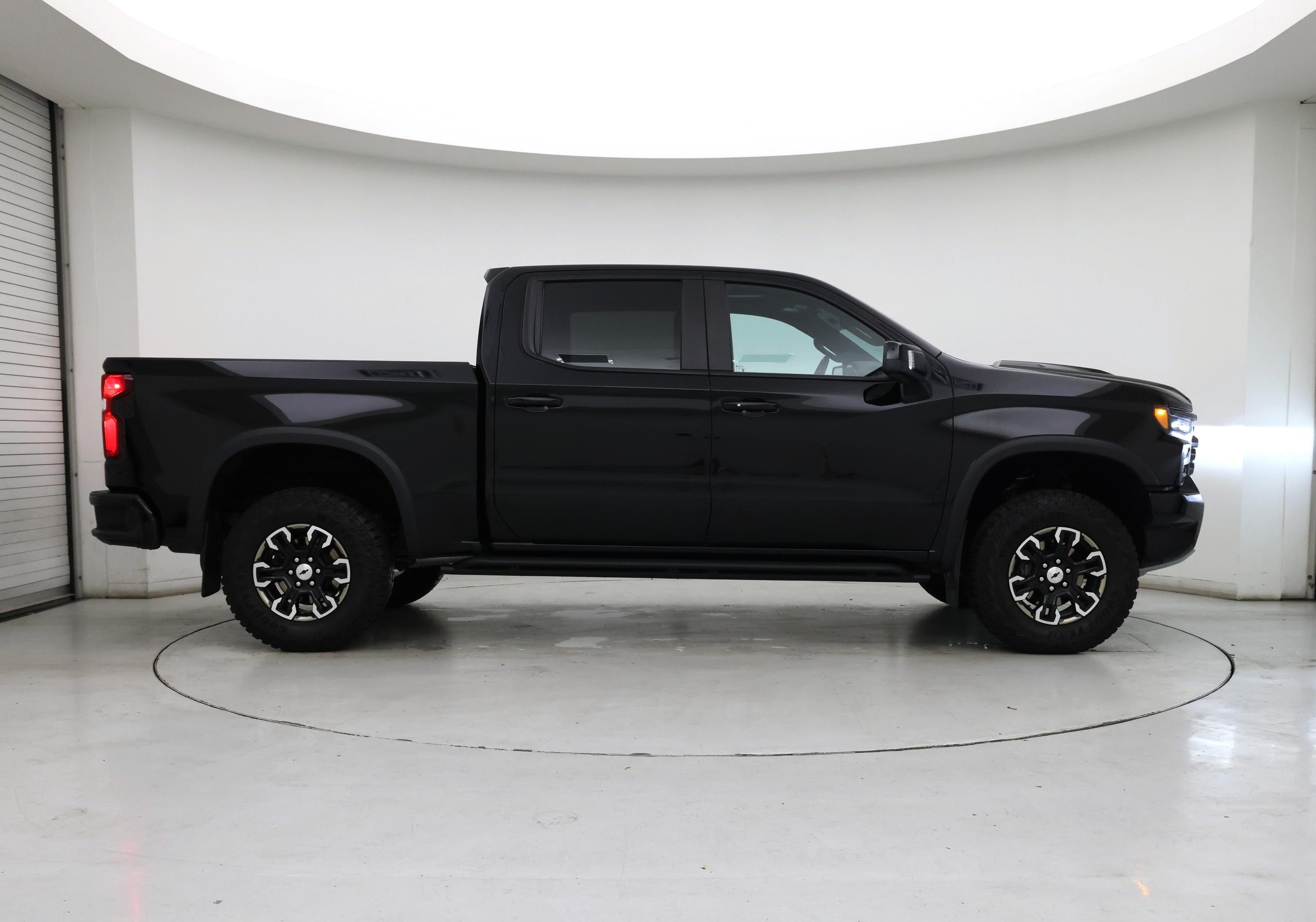 Thumbnail: 2024 Chevrolet Silverado 1500 - 7