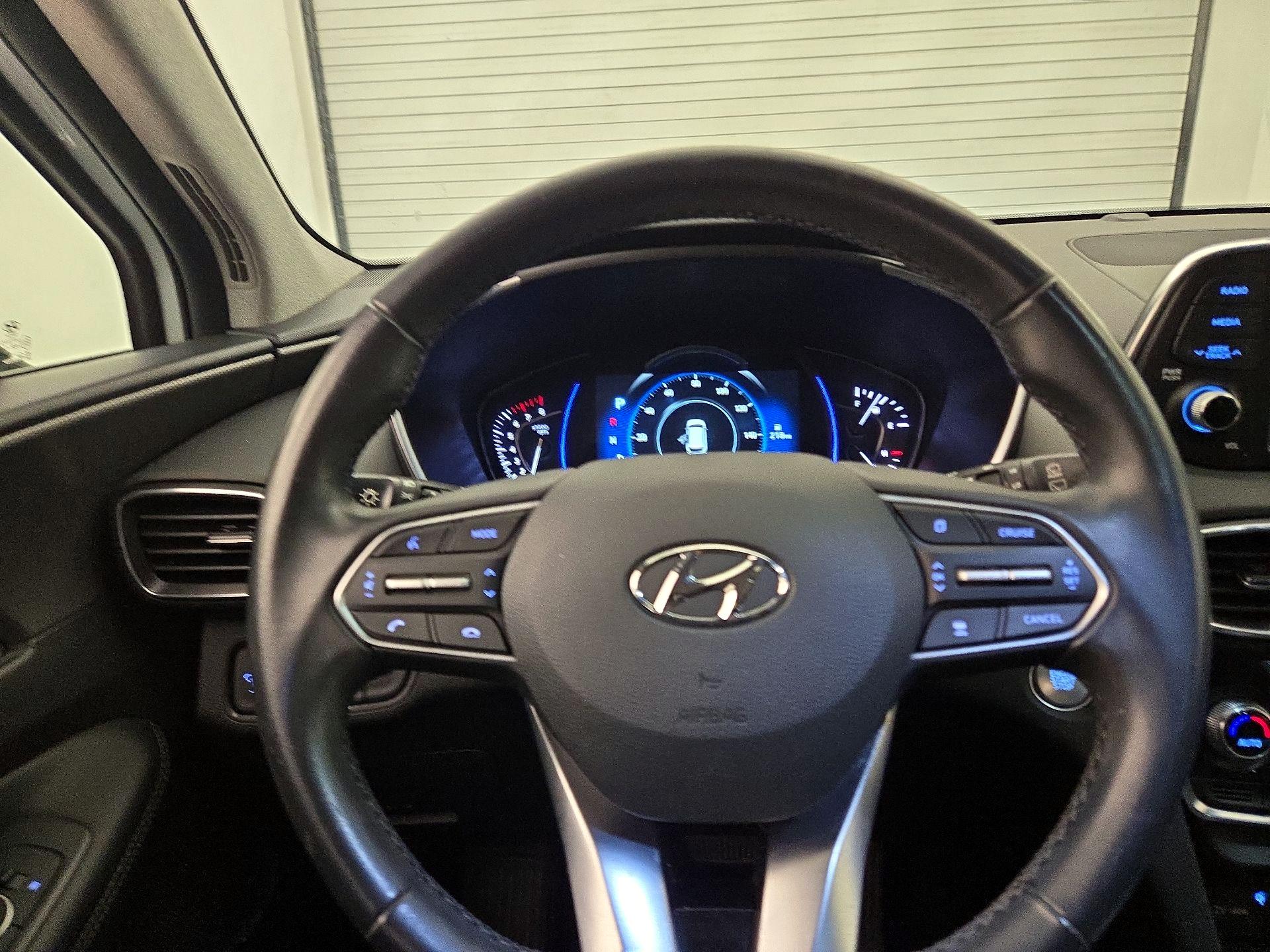 Thumbnail: 2020 Hyundai Santa Fe - 10