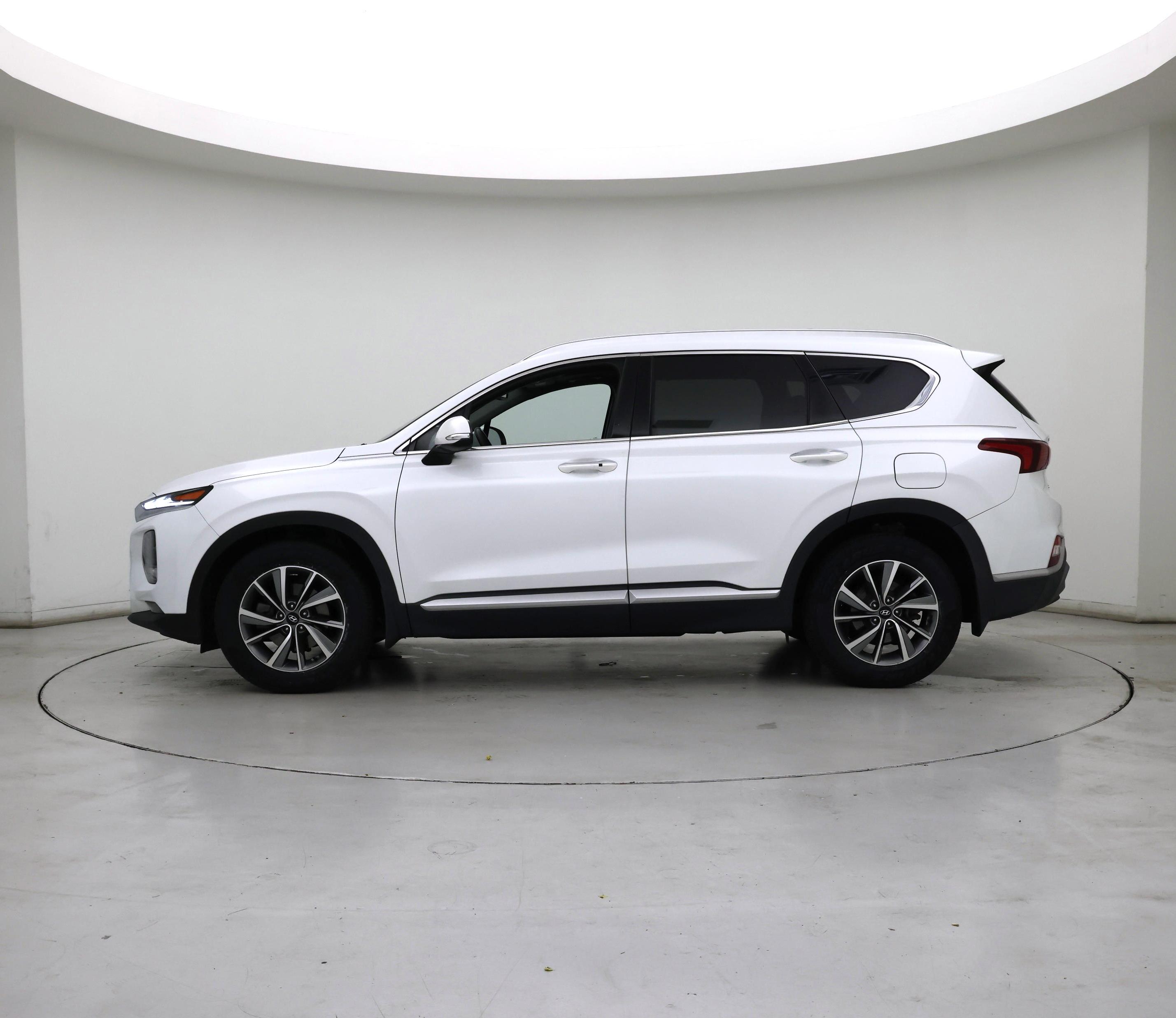 Thumbnail: 2020 Hyundai Santa Fe - 3