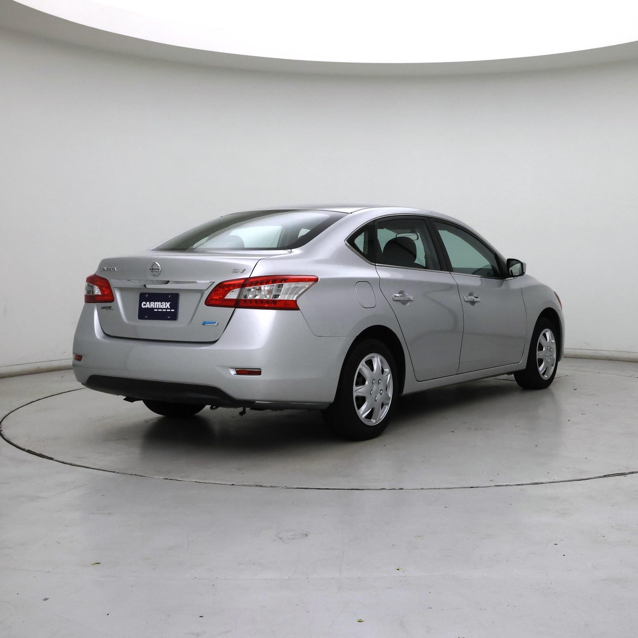 Thumbnail: 2014 Nissan Sentra - 8