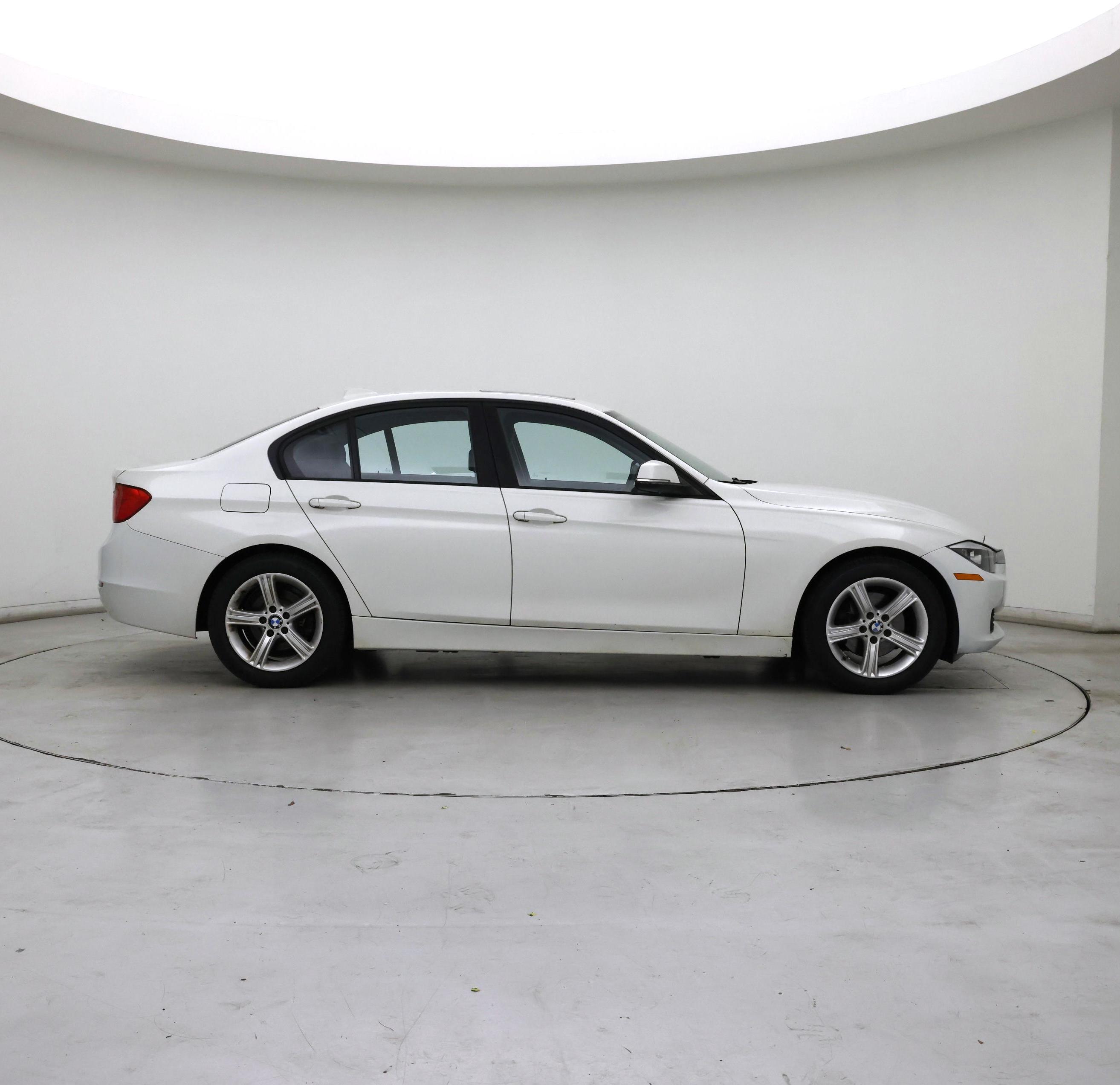 Thumbnail: 2014 BMW 3 Series - 7