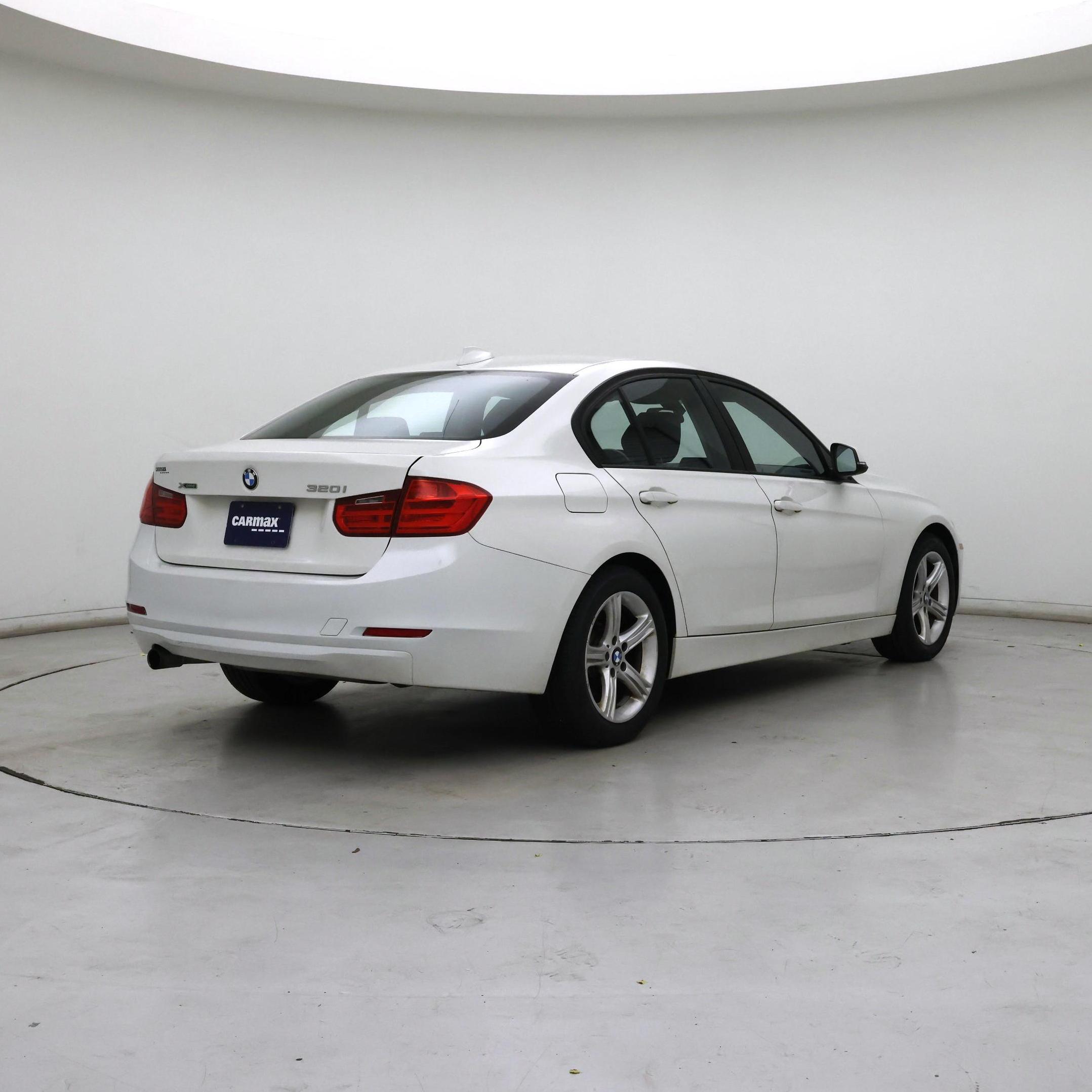 Thumbnail: 2014 BMW 3 Series - 8