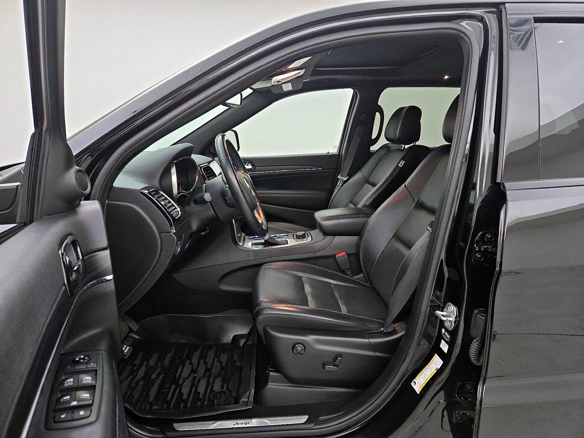 Thumbnail: 2021 Jeep Grand Cherokee - 11