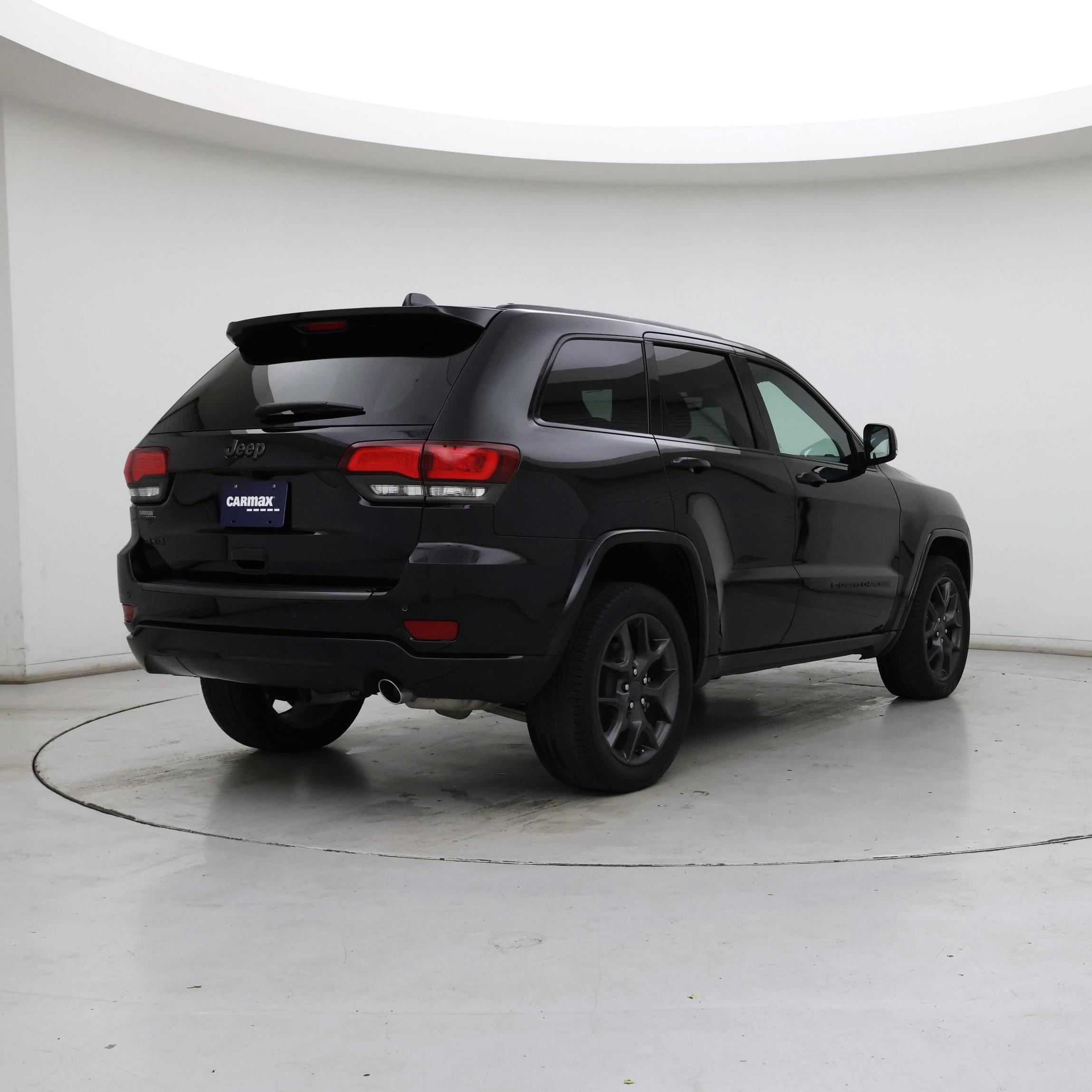 Thumbnail: 2021 Jeep Grand Cherokee - 8