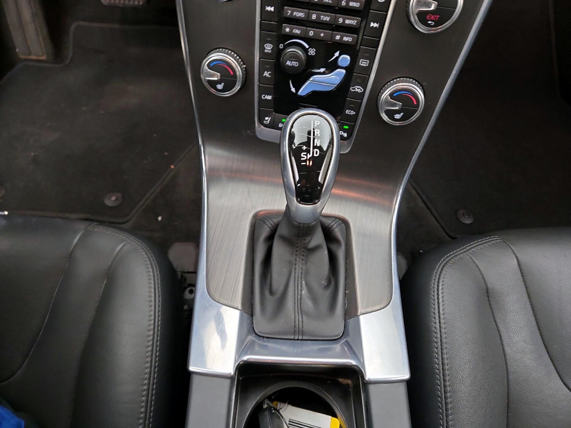 Thumbnail: 2016 Volvo S60 - 18
