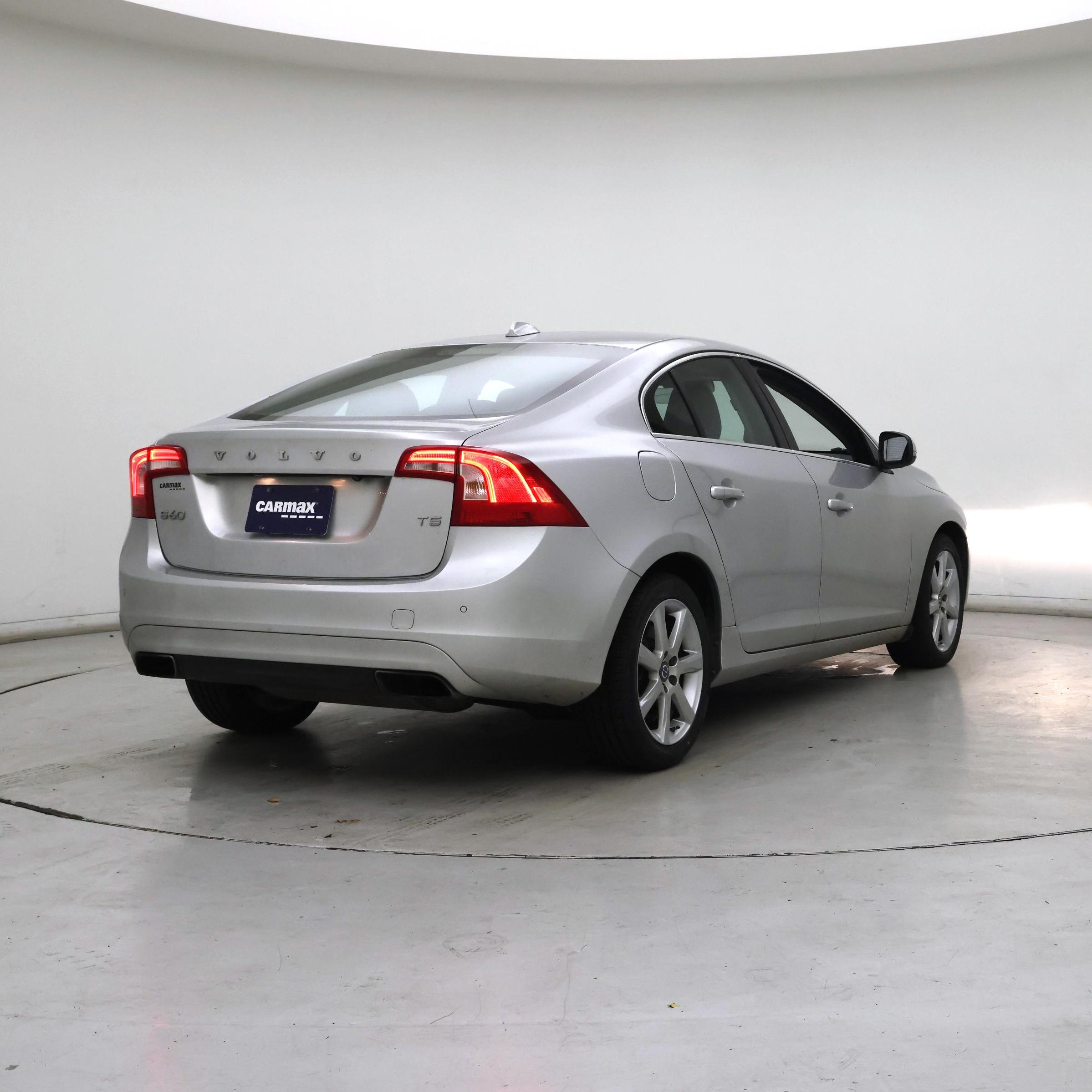 Thumbnail: 2016 Volvo S60 - 8