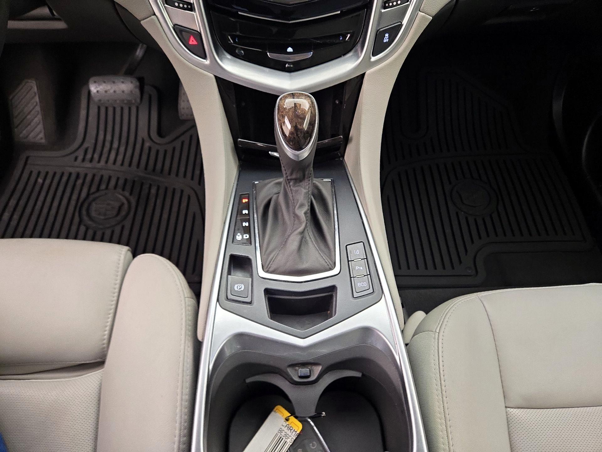 Thumbnail: 2015 Cadillac SRX - 18